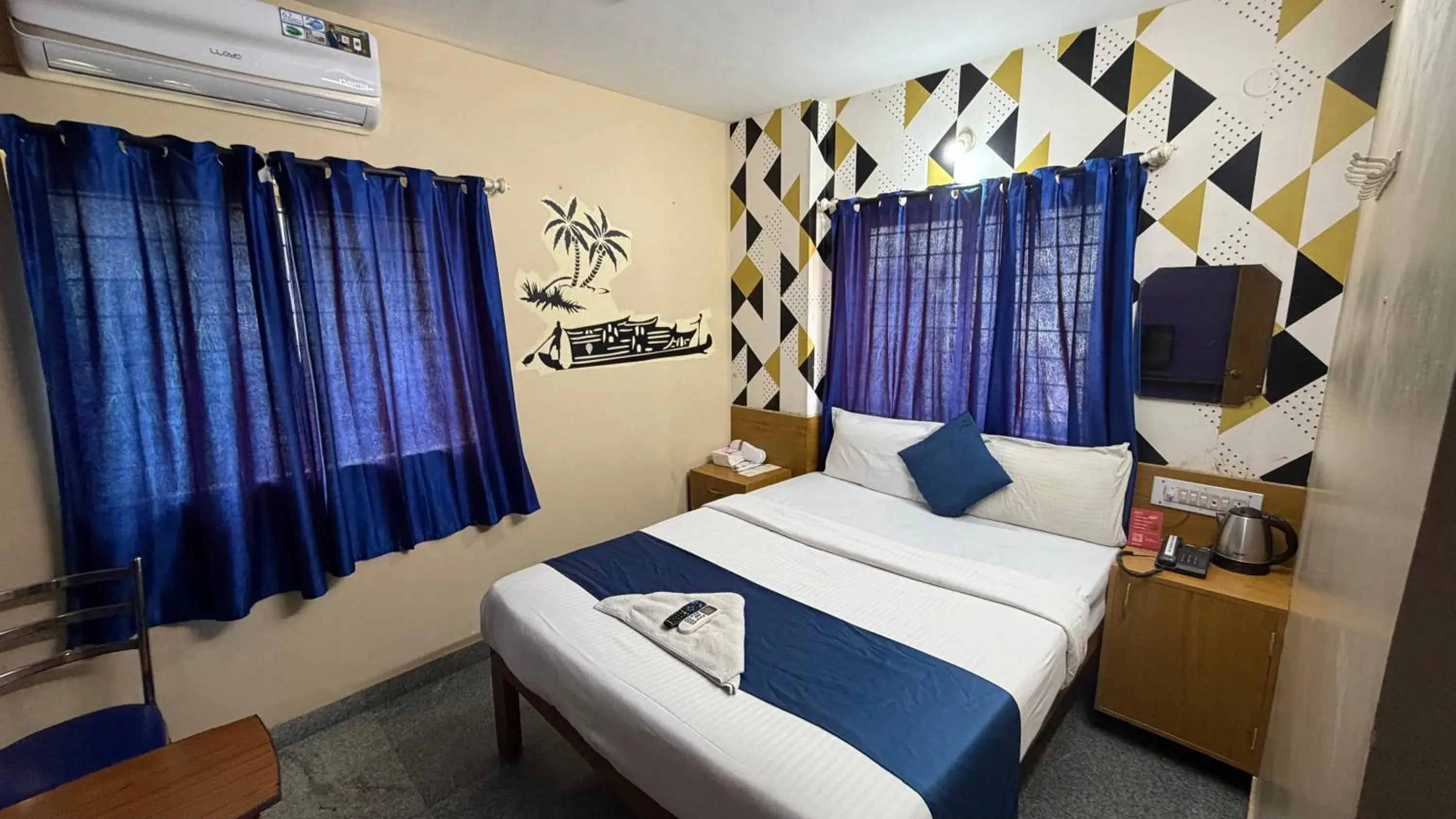 Bed in Hotel Natasha Regency Bangalore Airport Bed in Hotel Natasha Regency Bangalore Airport