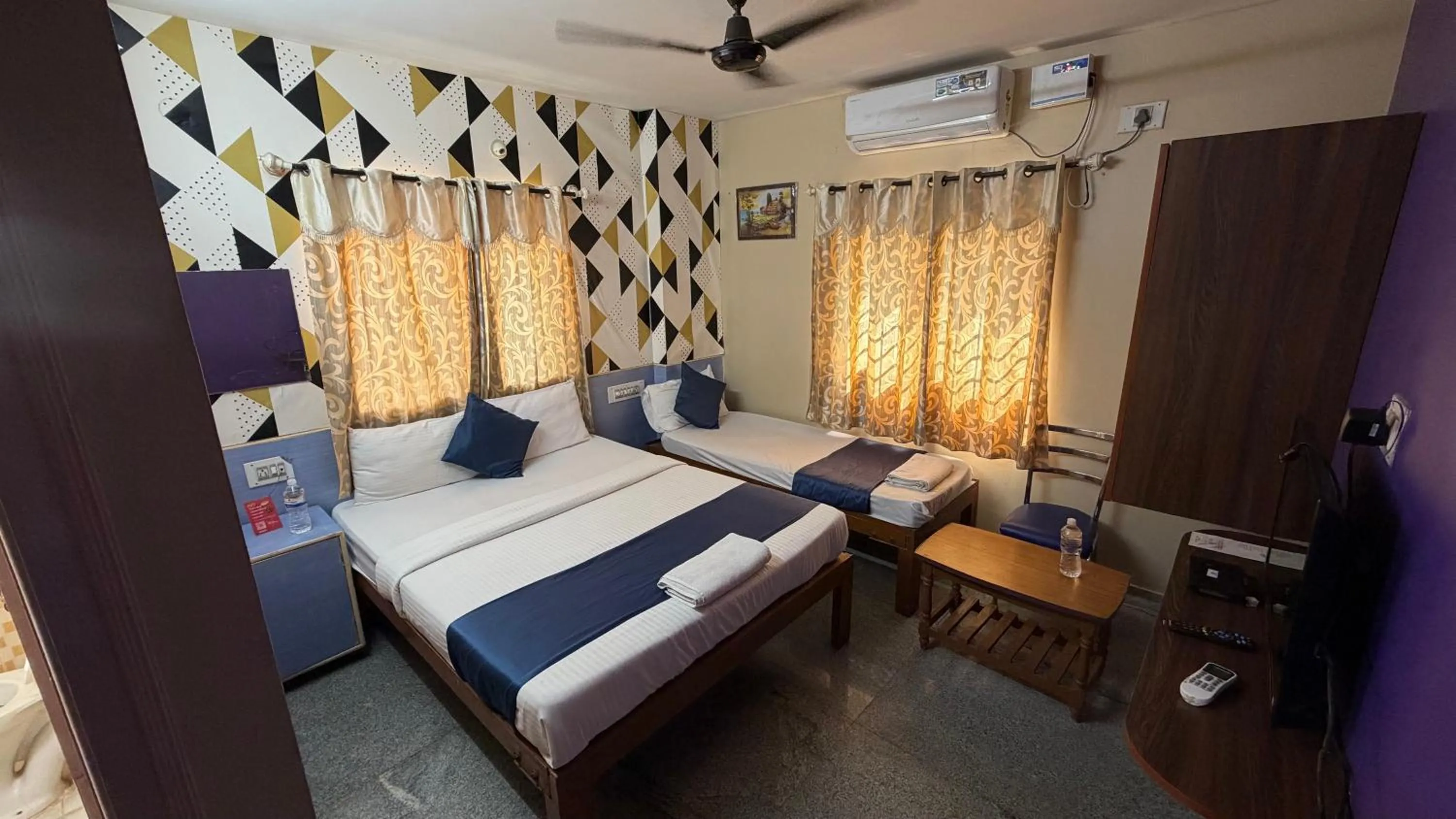 Bed in Hotel Natasha Regency Bangalore Airport