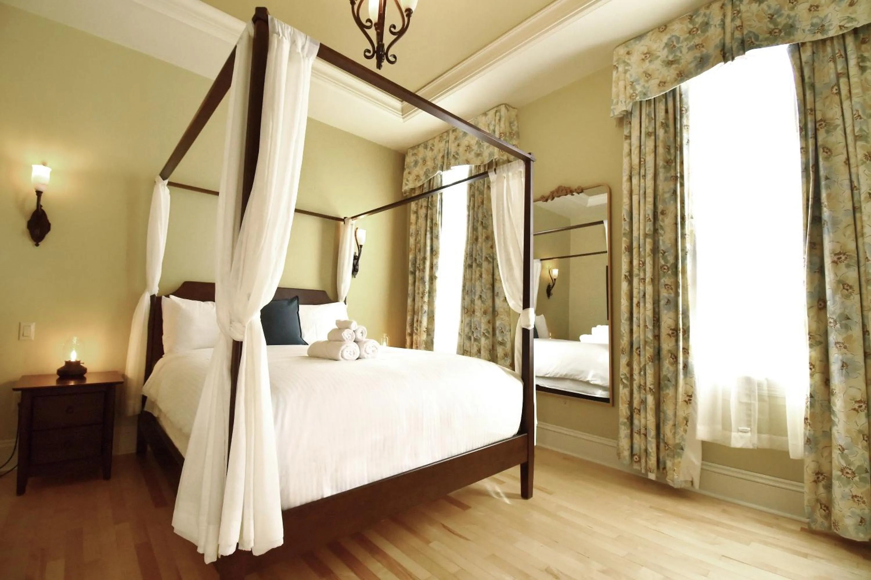 Queen Room in Tait House by Bower Boutique Hotels