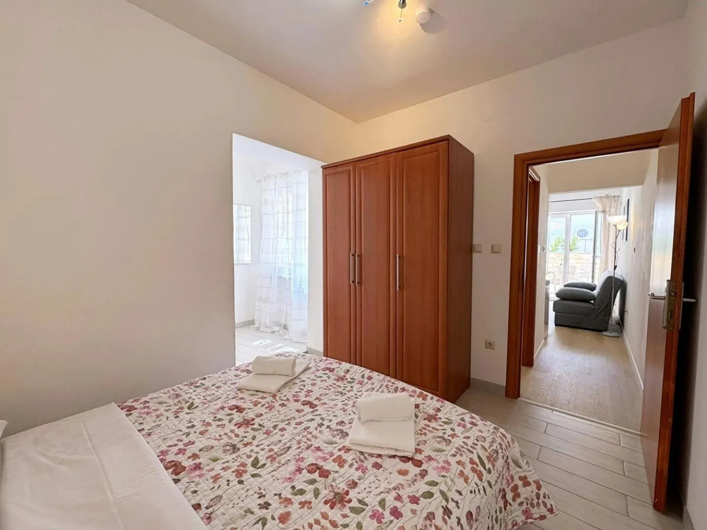 Bed in Apartments Scheich