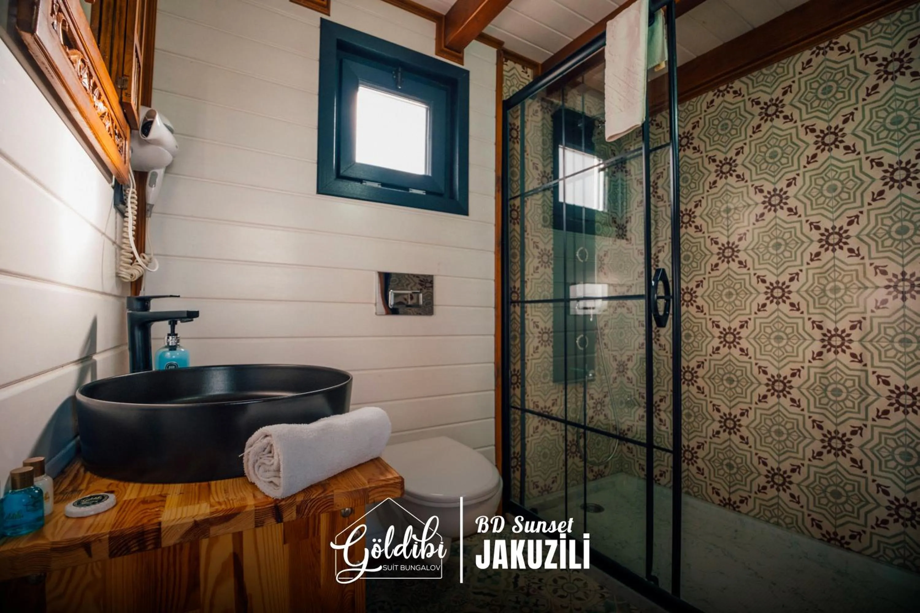 Shower in Sapanca Göldibi Suit Bungalov