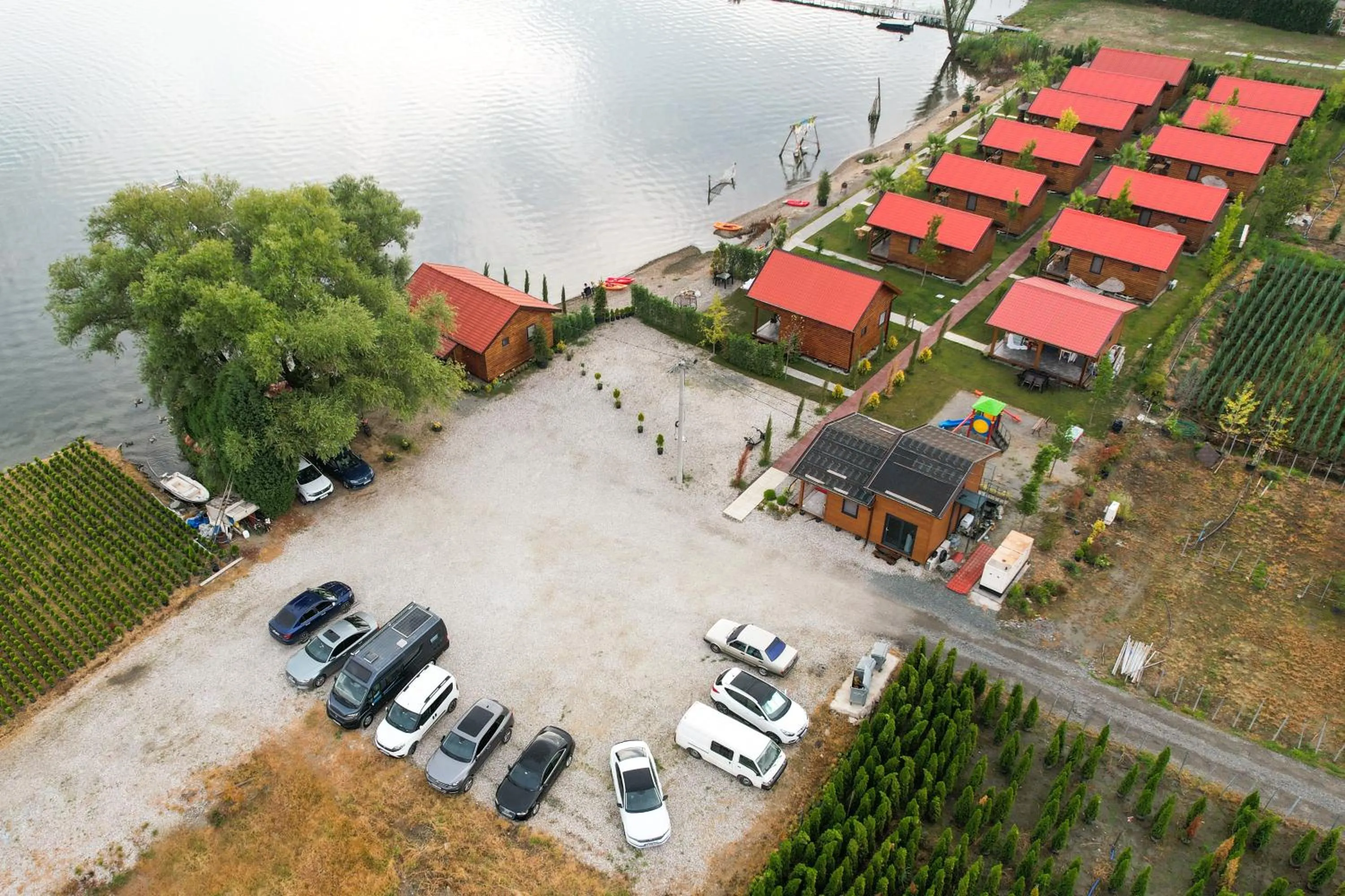 Bird's eye view in Sapanca Göldibi Suit Bungalov