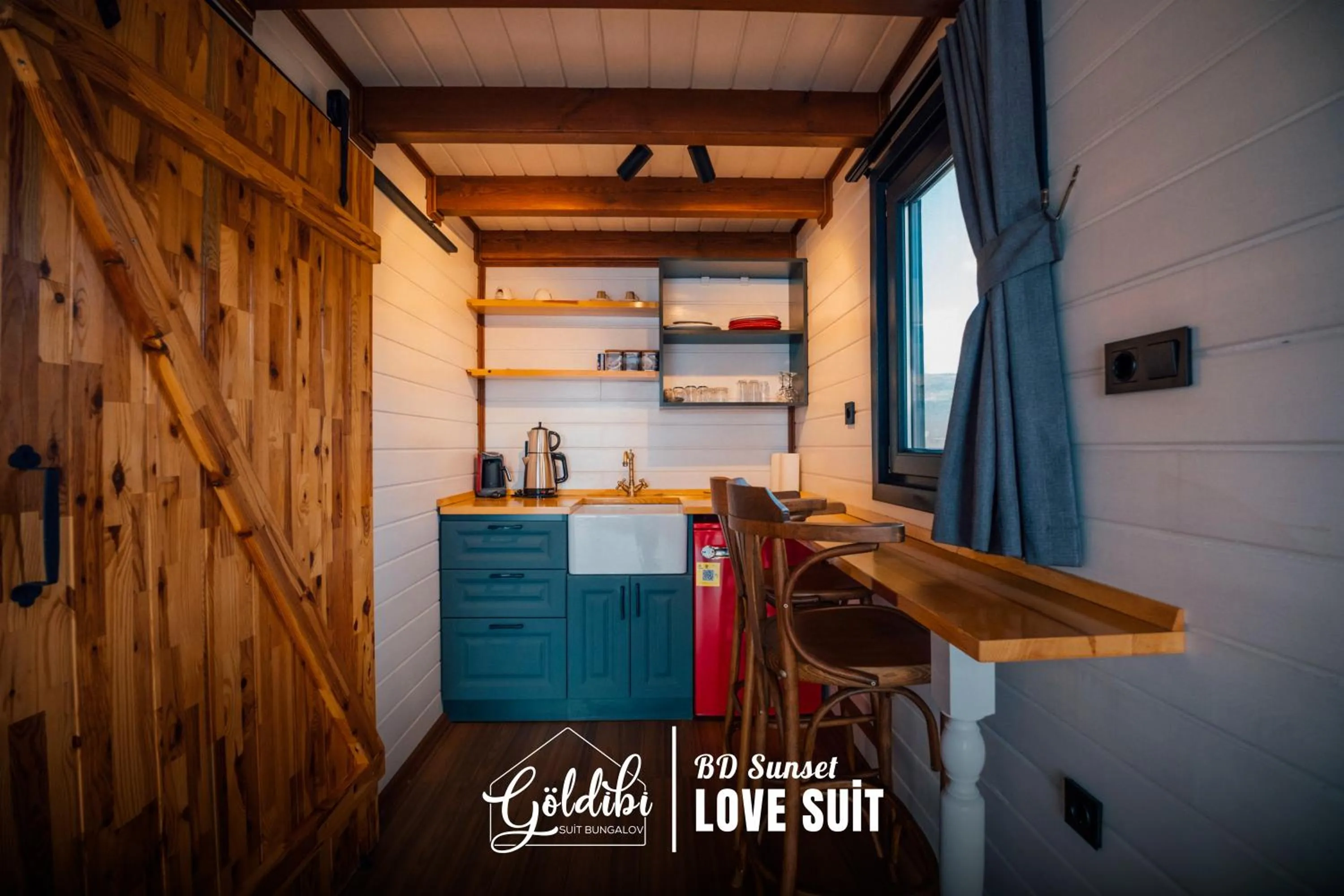 Kitchen or kitchenette in Sapanca Göldibi Suit Bungalov