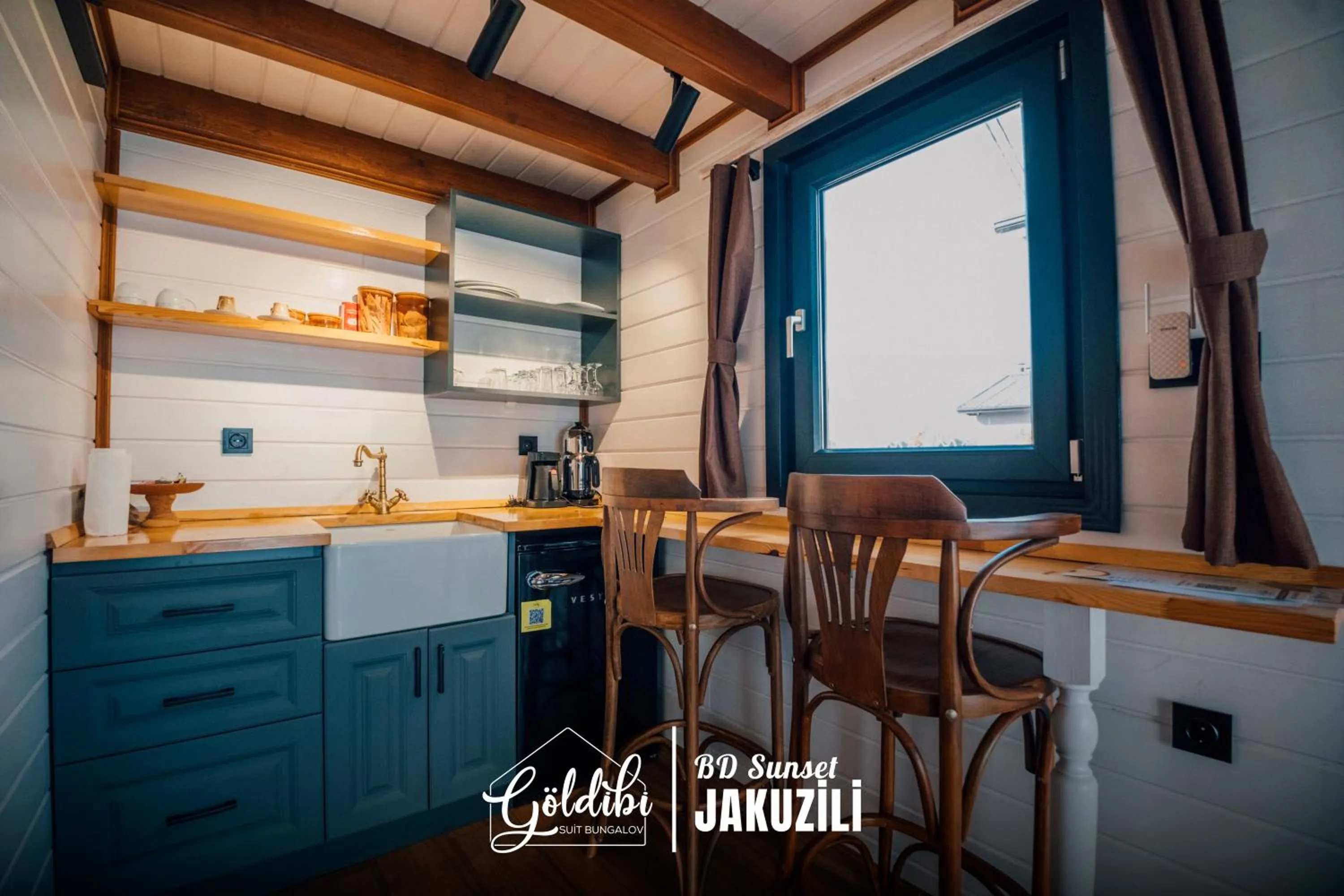 Kitchen or kitchenette in Sapanca Göldibi Suit Bungalov