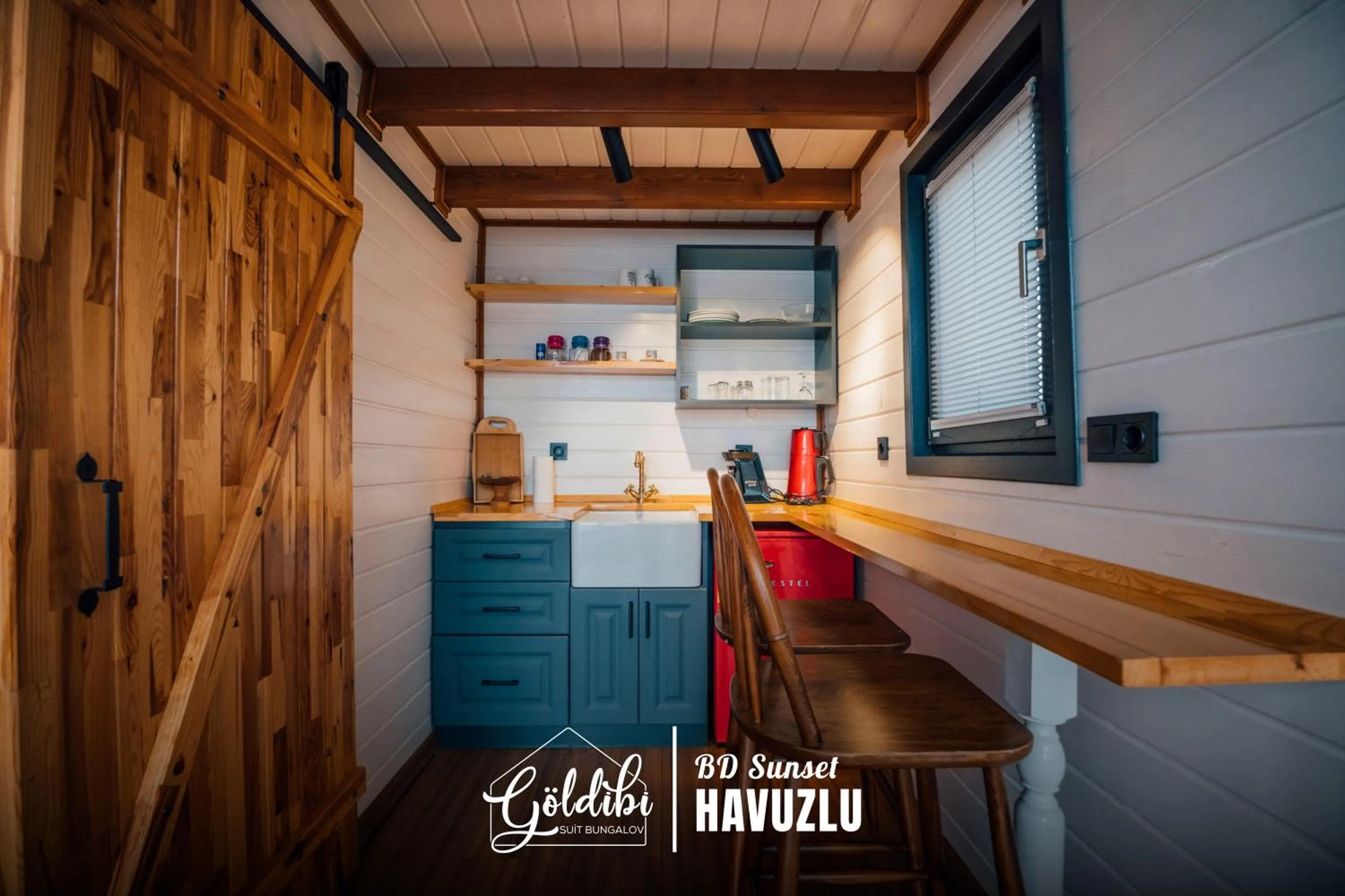 Kitchen or kitchenette in Sapanca Göldibi Suit Bungalov