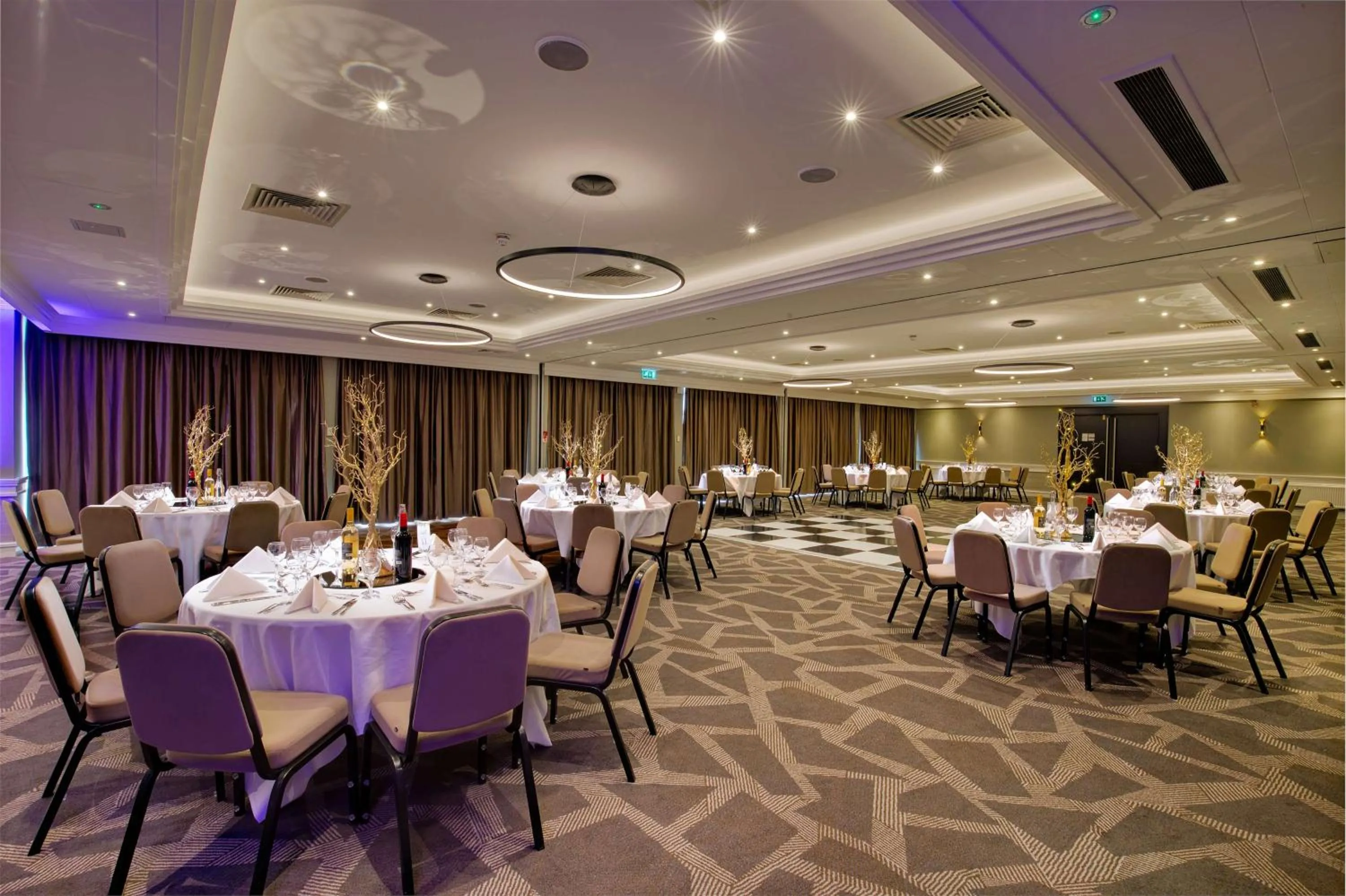 Meeting/conference room in DoubleTree by Hilton London Ealing