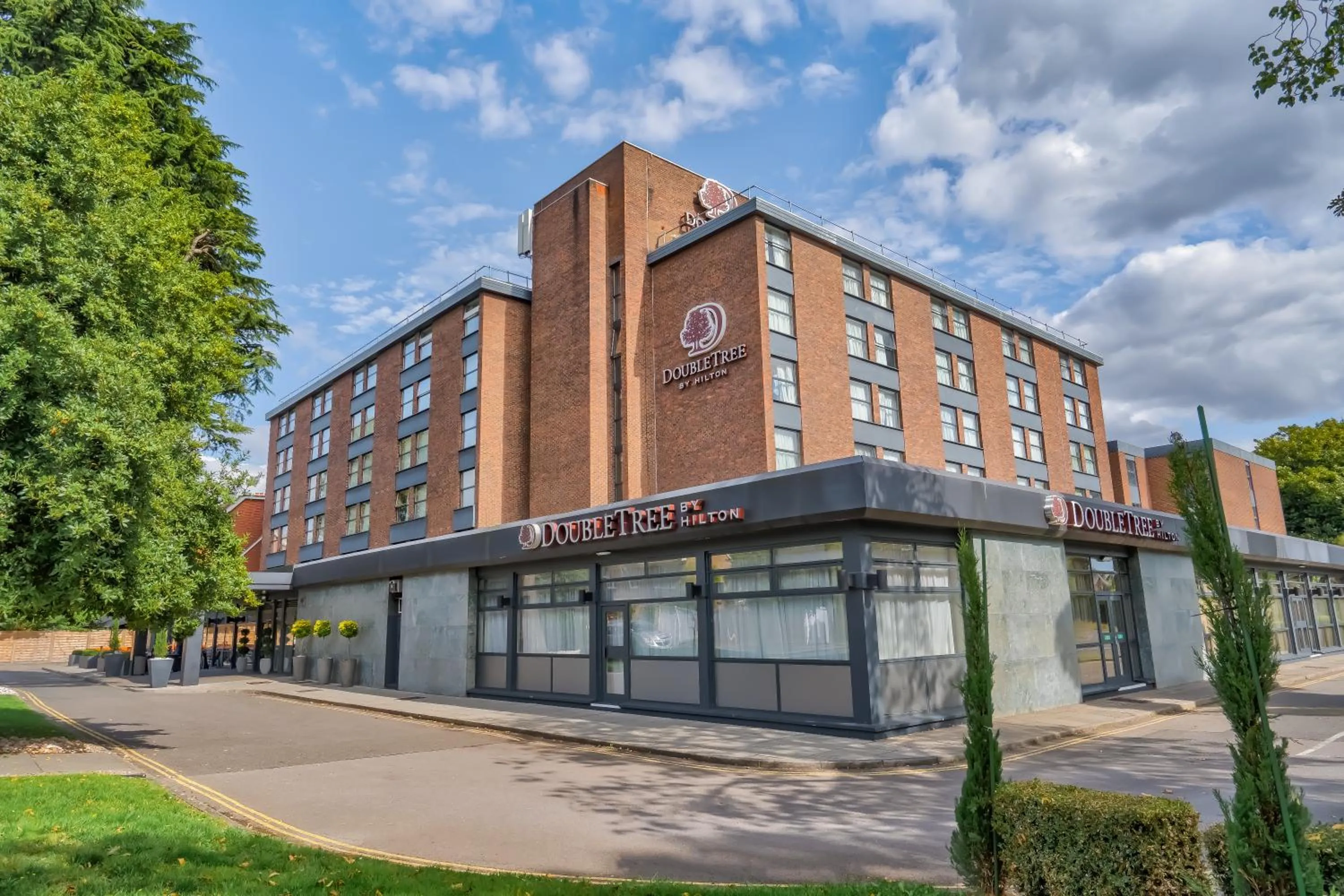 Property building in DoubleTree by Hilton London Ealing