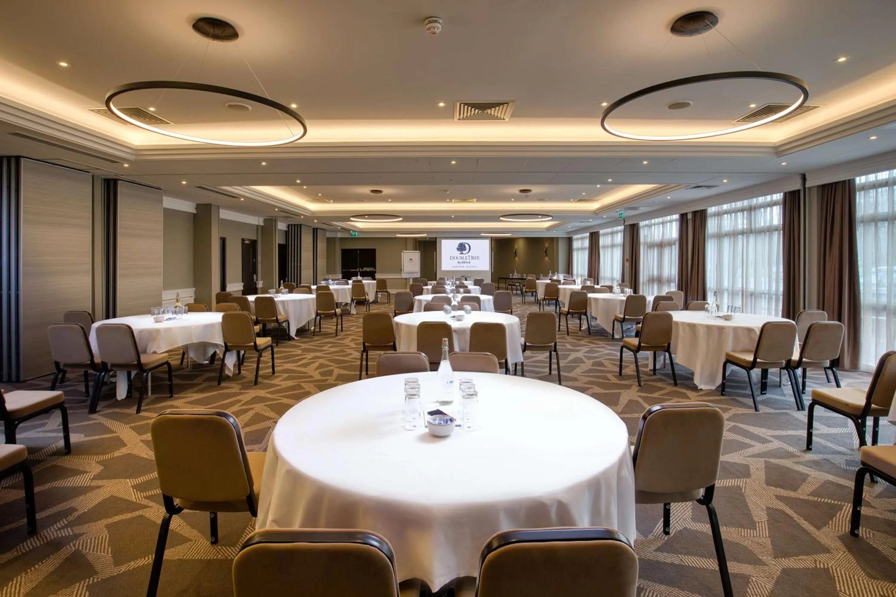 Meeting/conference room in DoubleTree by Hilton London Ealing