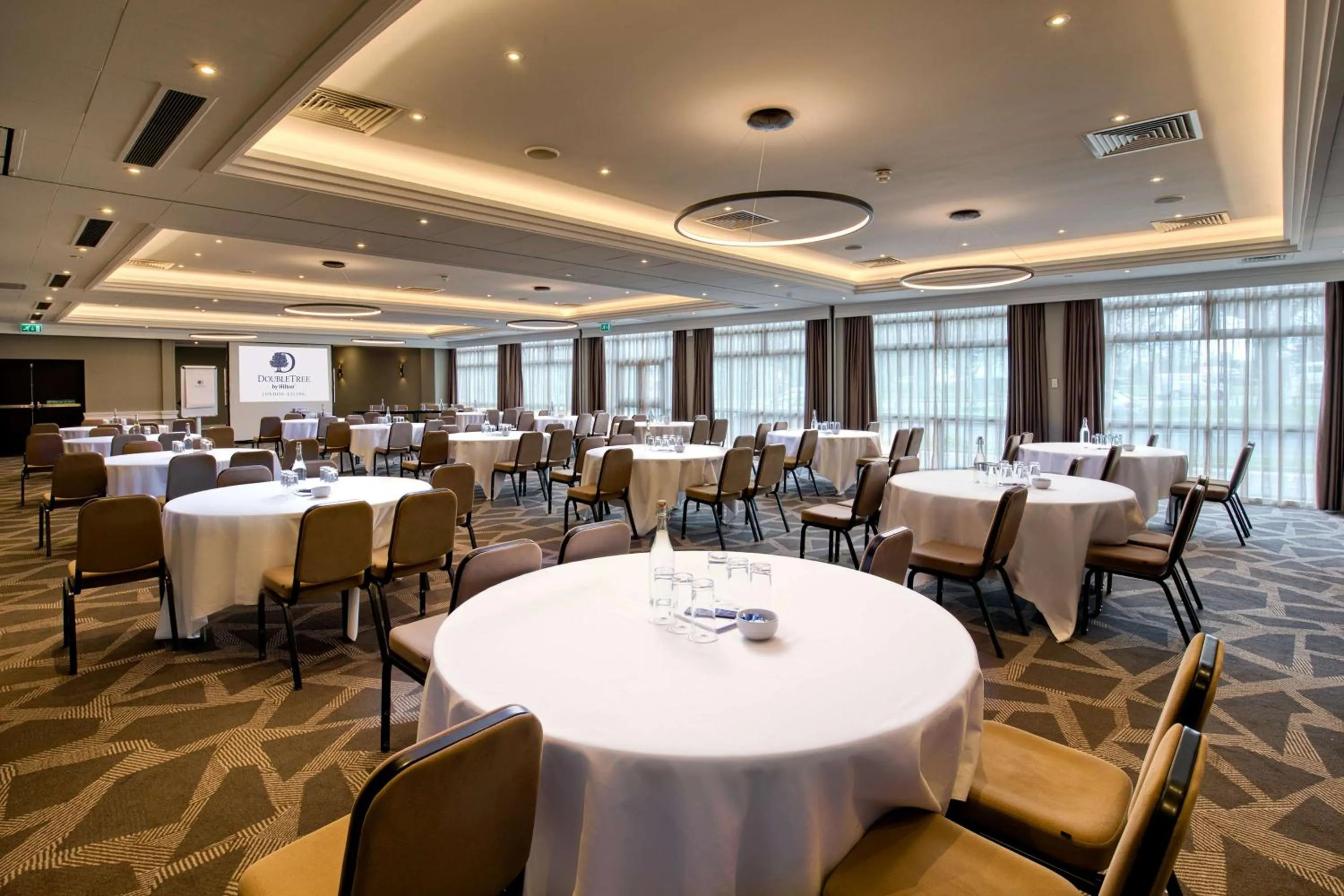 Meeting/conference room in DoubleTree by Hilton London Ealing