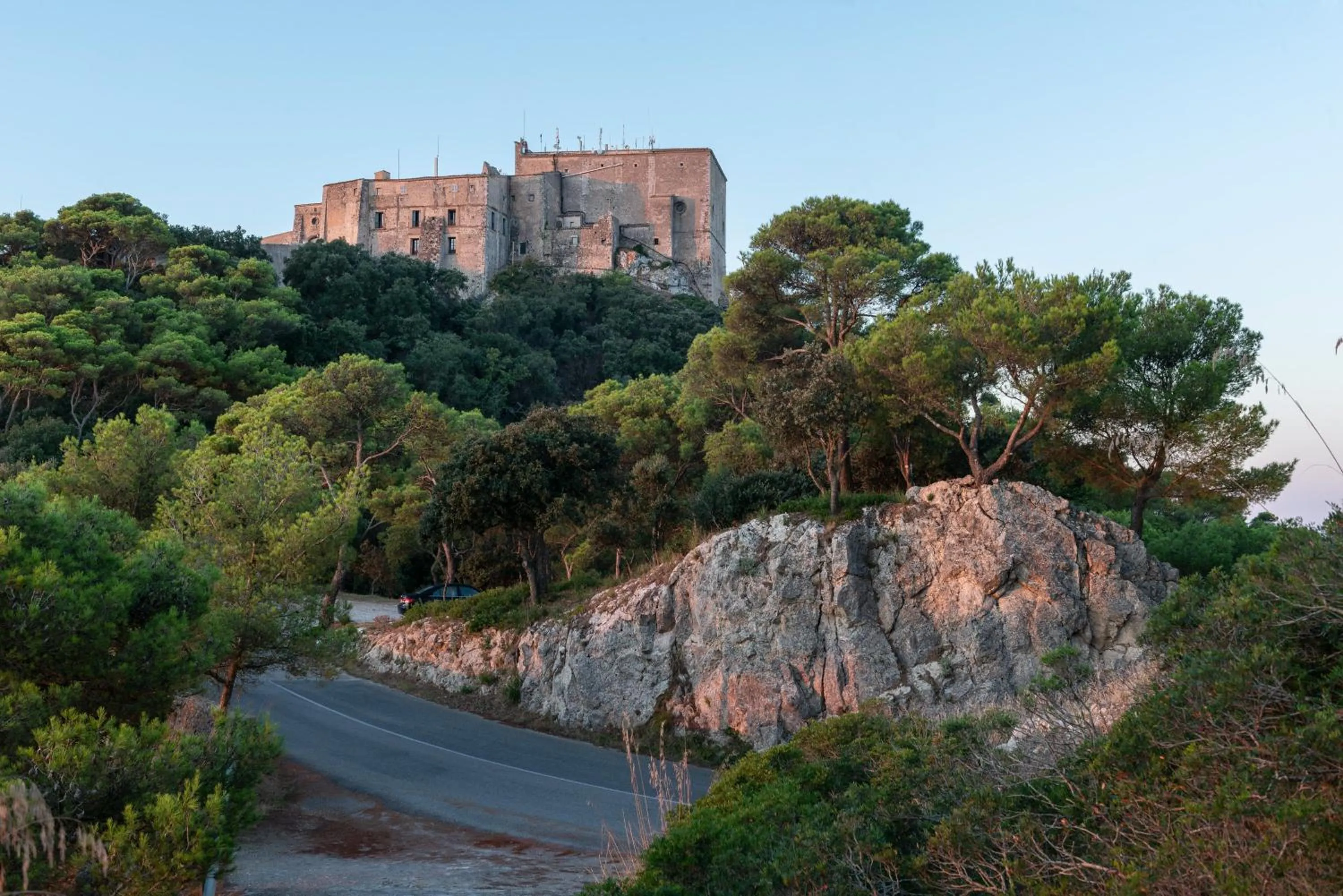 Property building in Petit Hotel Hostatgeria Sant Salvador