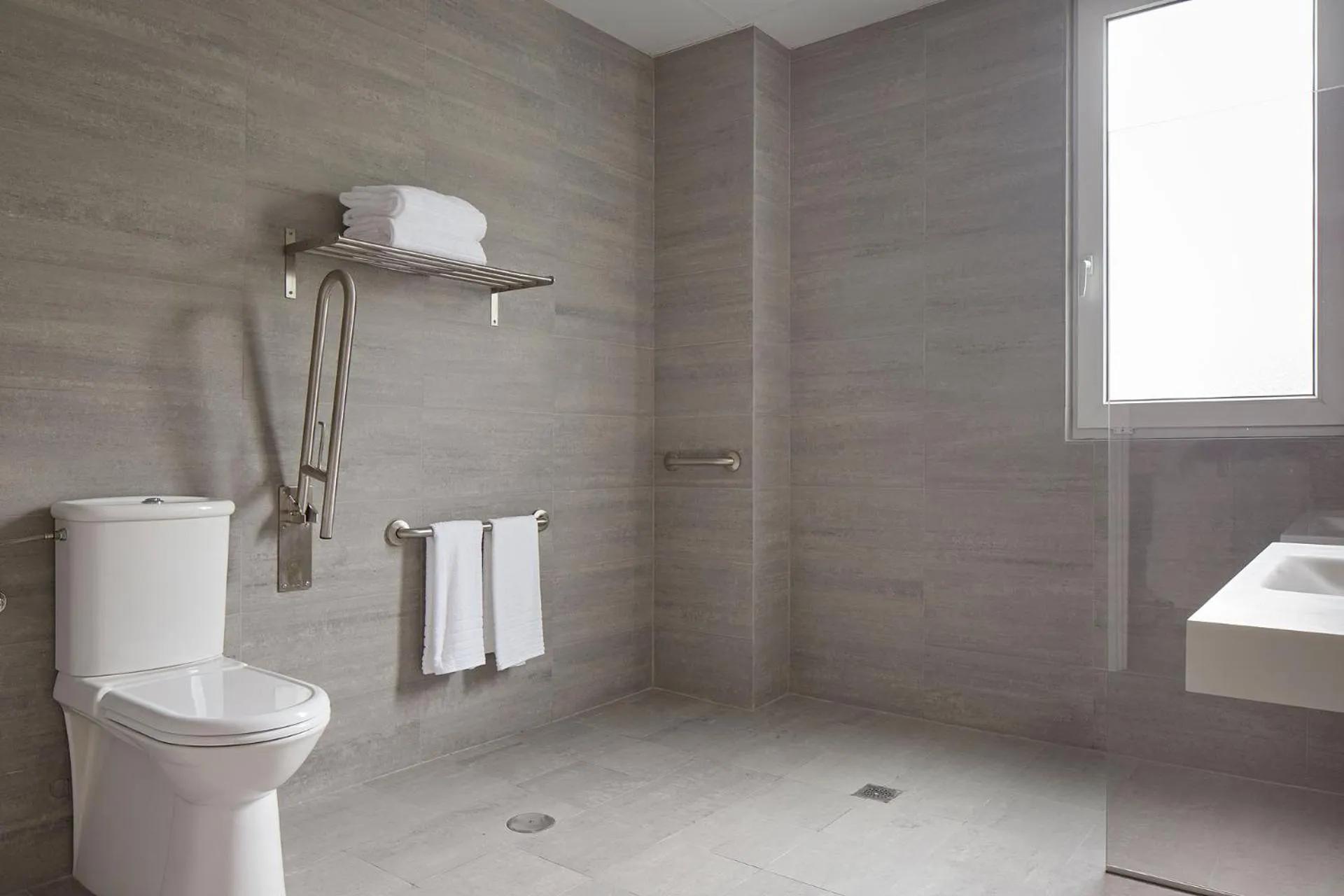 Bathroom in Hotel Sukha