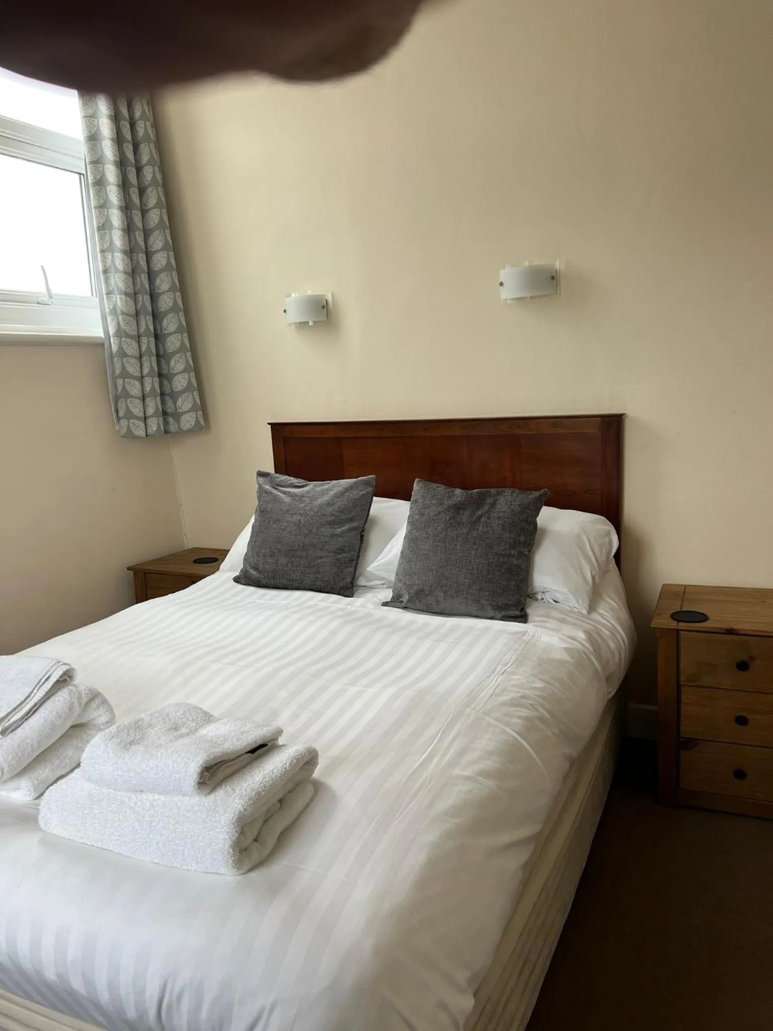 Bed in Phoenix Court Hotel