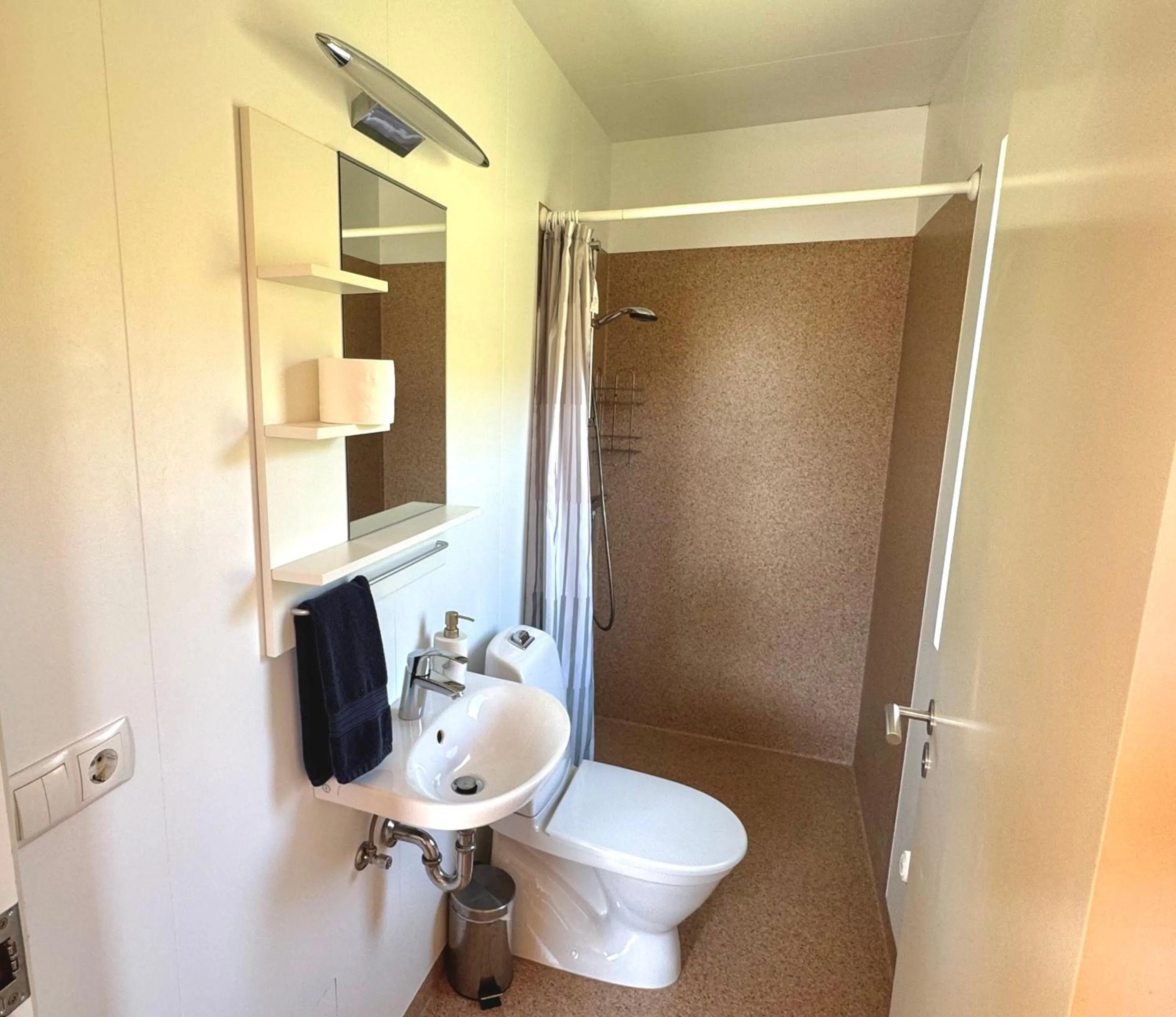 Bathroom in Mjoeyri Travel Holiday Homes