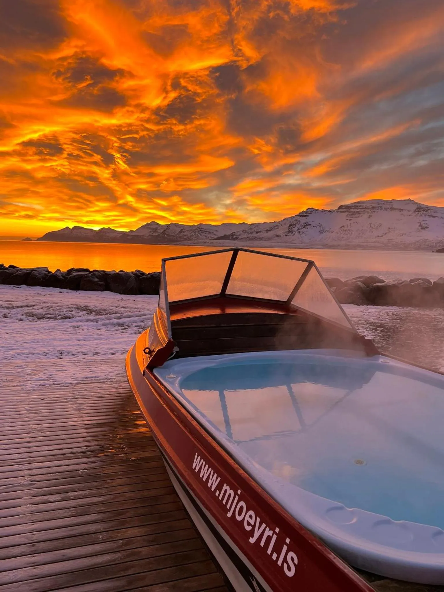 Spa and wellness centre/facilities in Mjoeyri Travel Holiday Homes