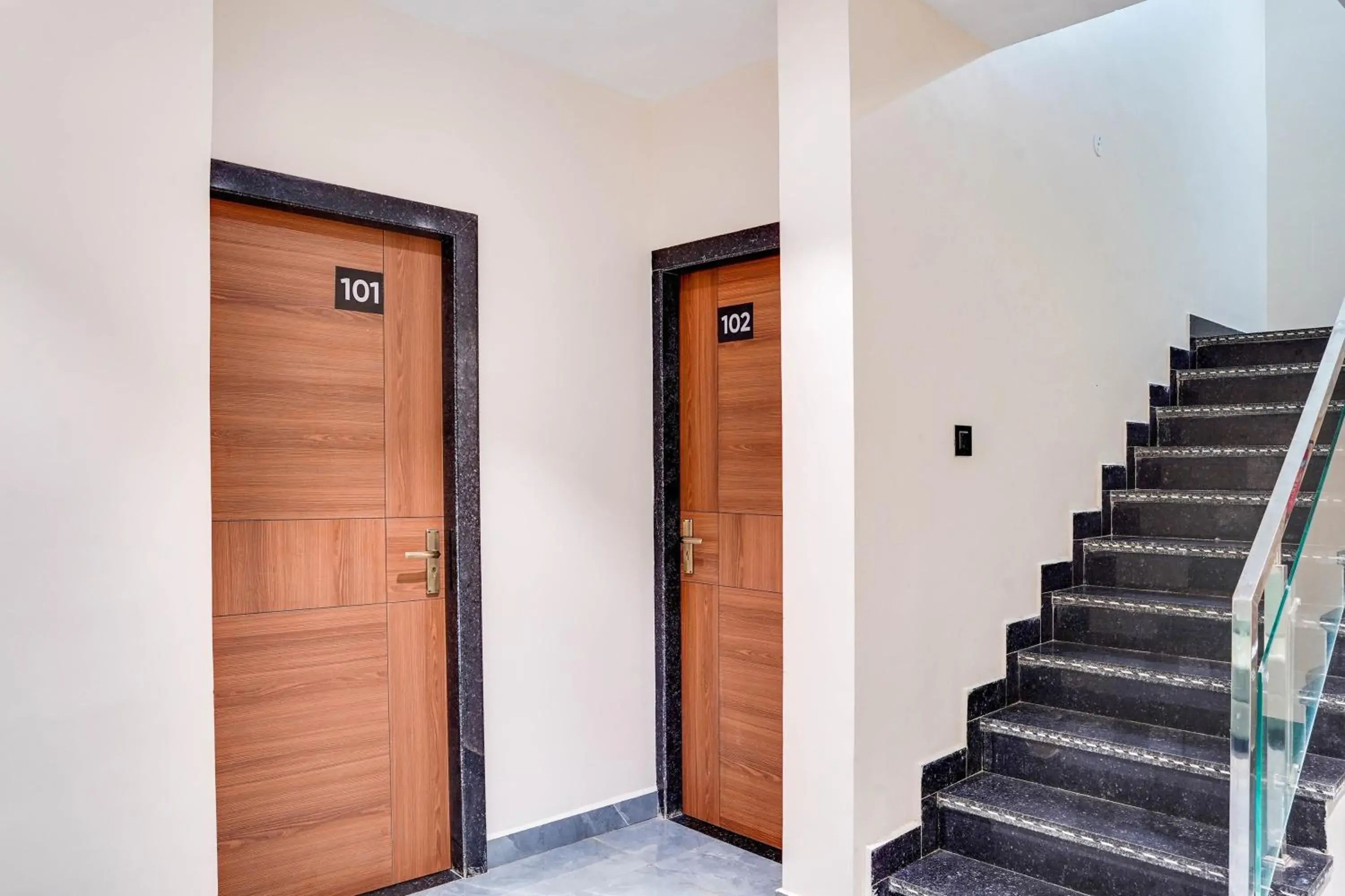 Lobby or reception in HOTEL O ANJANEY PALACE Lobby or reception in HOTEL O ANJANEY PALACE