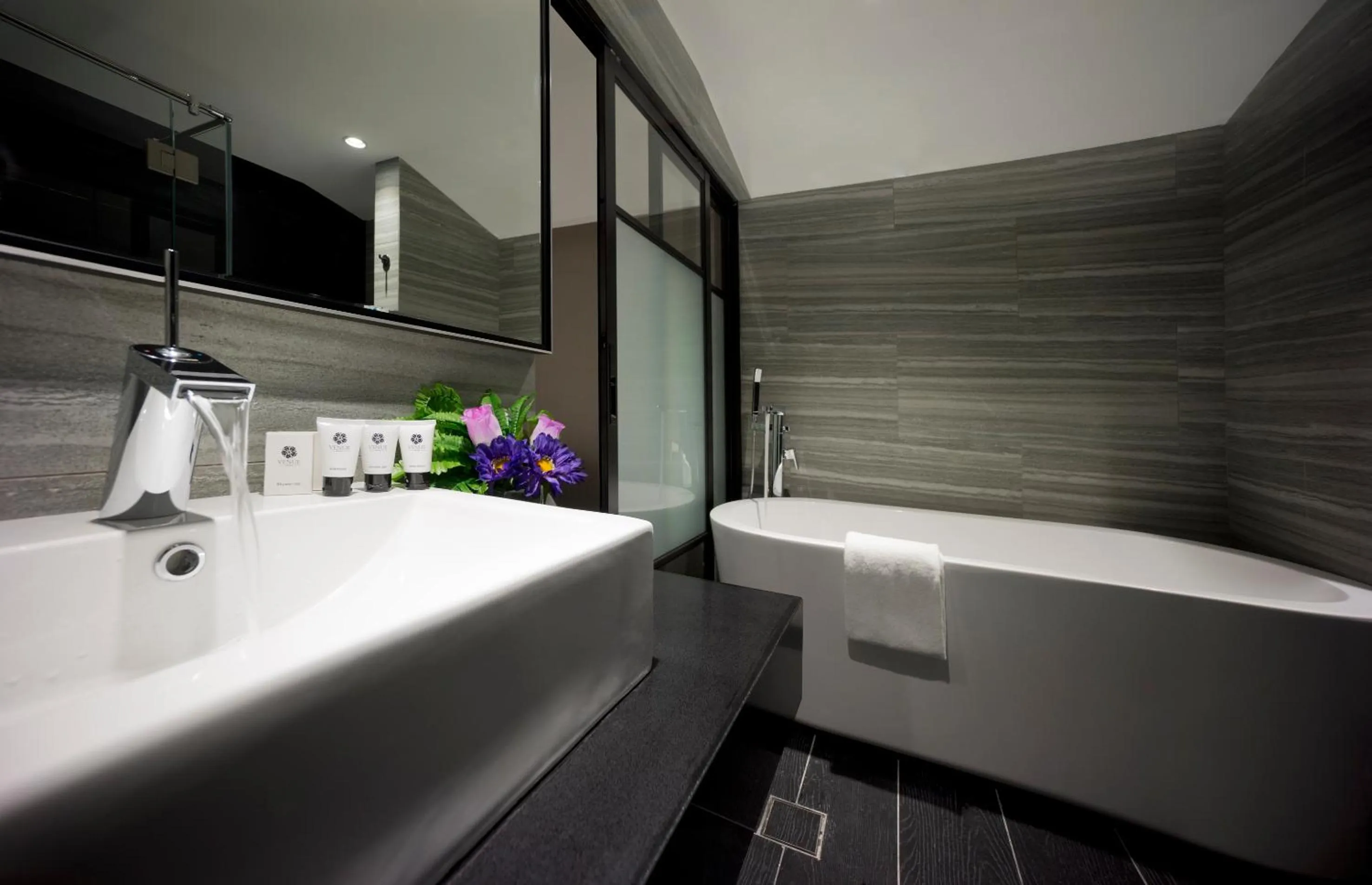 Bathroom in Venue Hotel The Lily