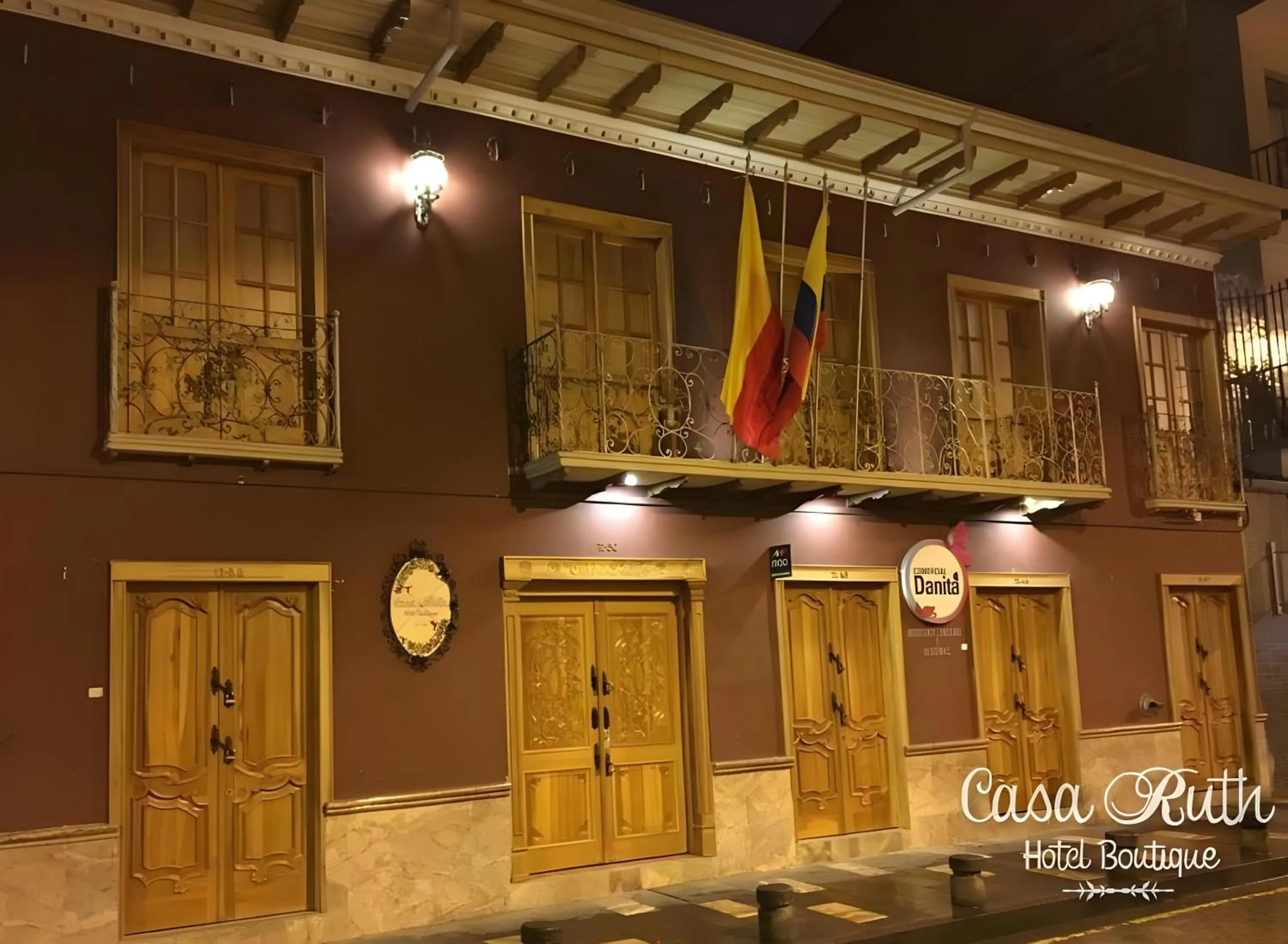 Night in Hotel Boutique Casa Ruth en Cuenca