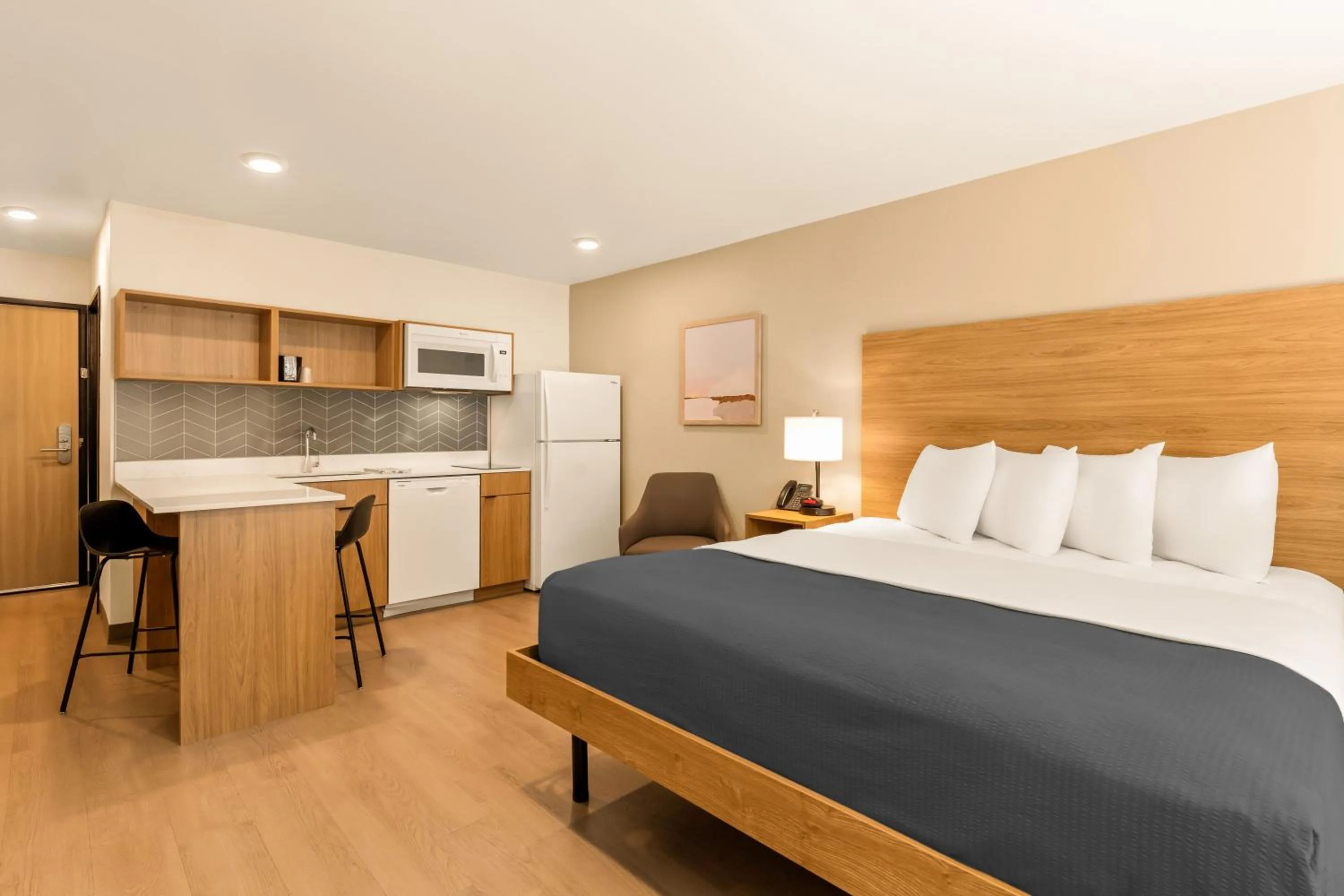 Bed in LivAway Suites Nashville-Smyrna