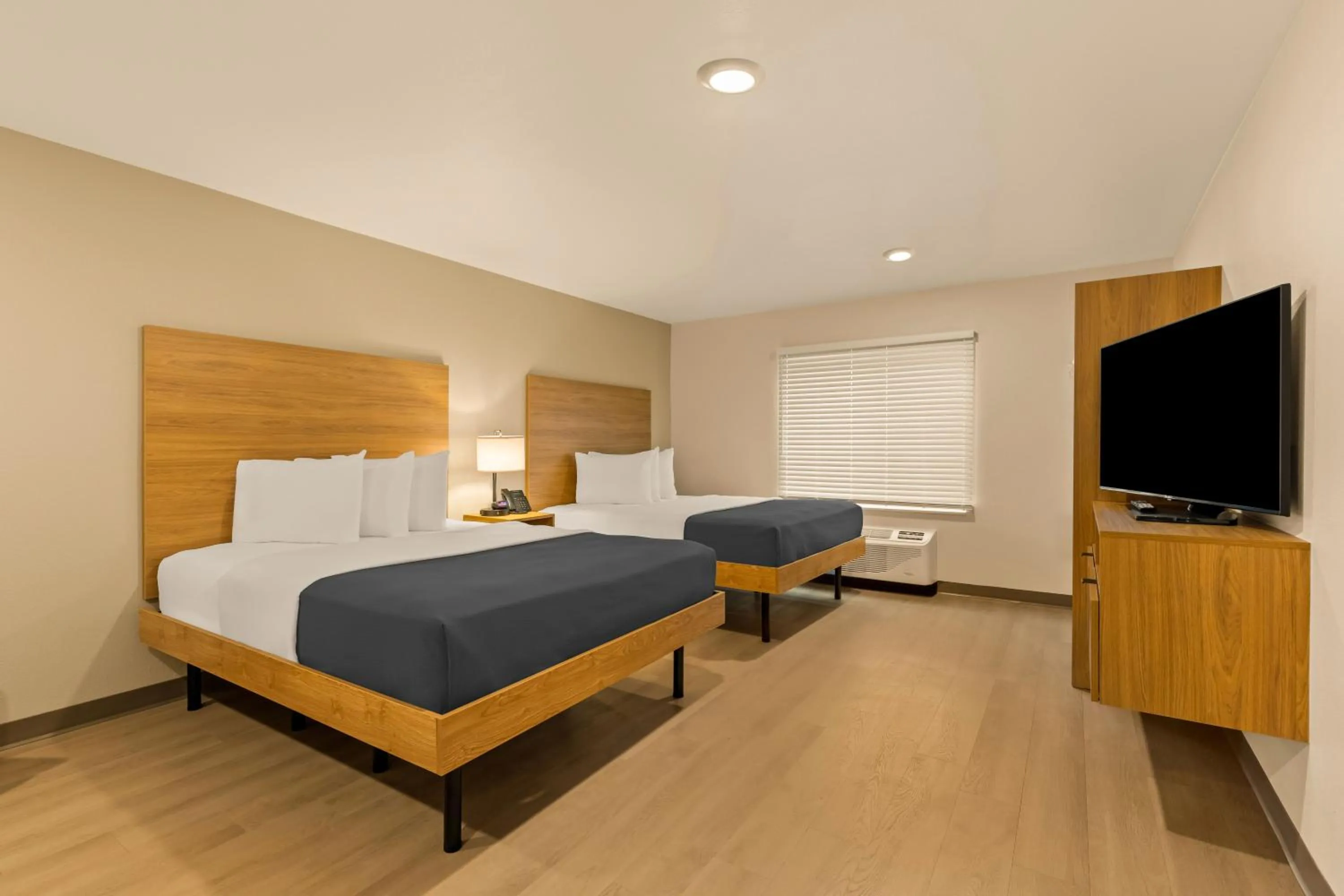 Bed in LivAway Suites Nashville-Smyrna