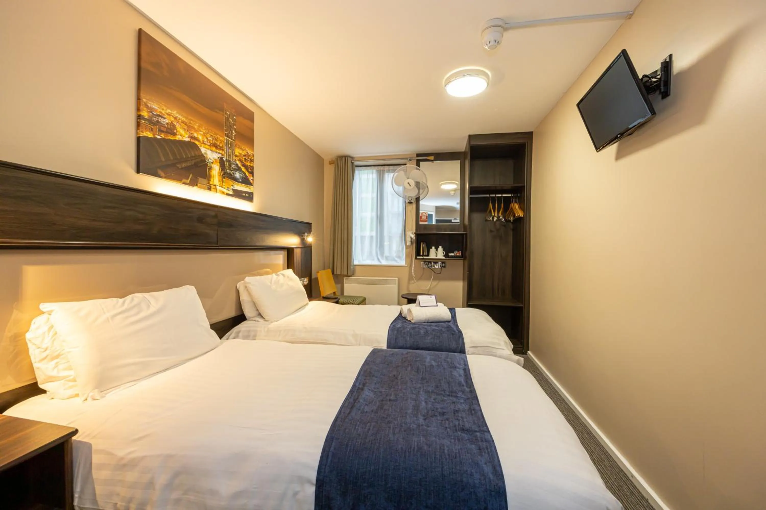 Bedroom, Bed in Stay Inn Manchester