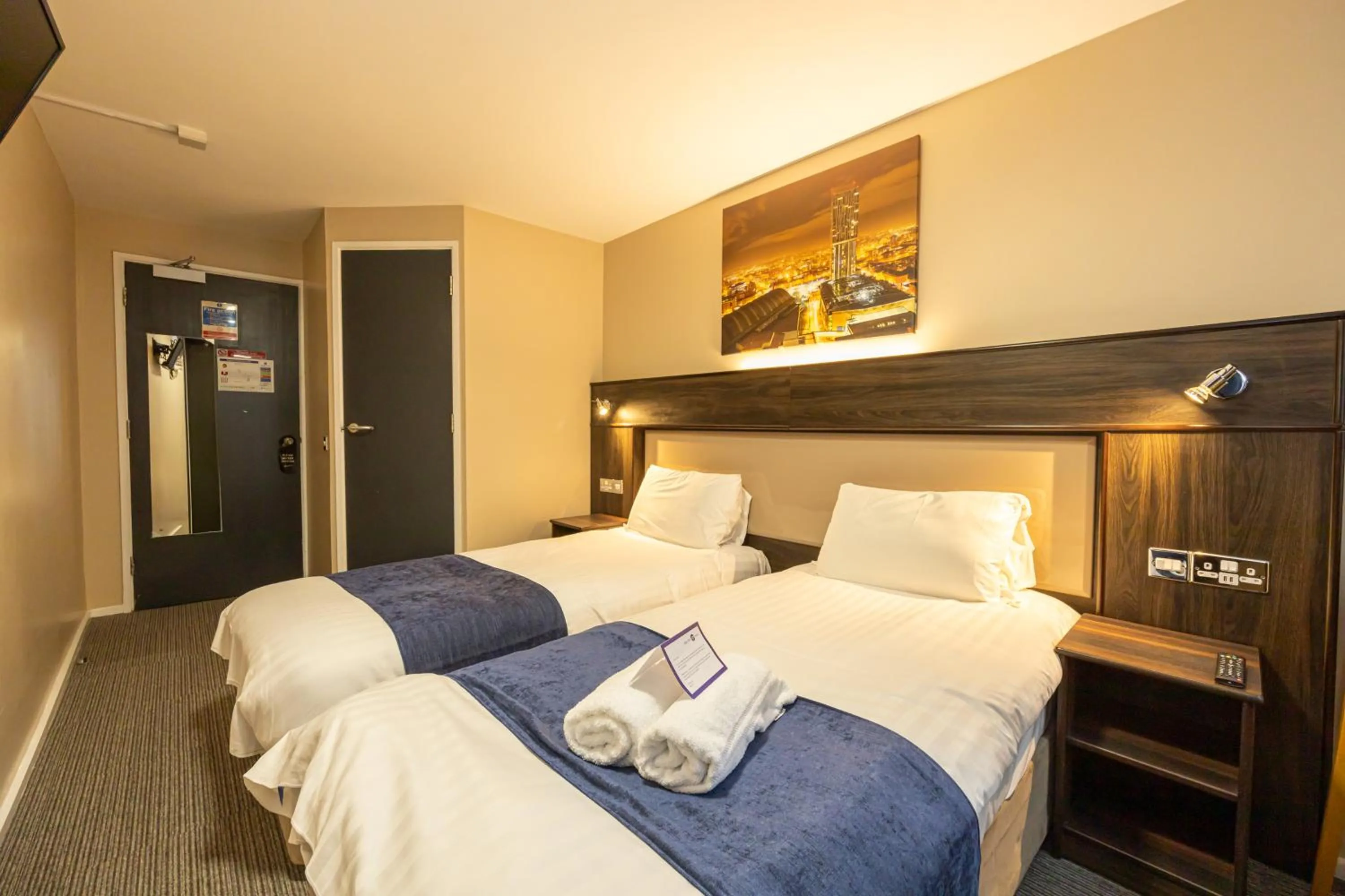 Bedroom, Bed in Stay Inn Manchester