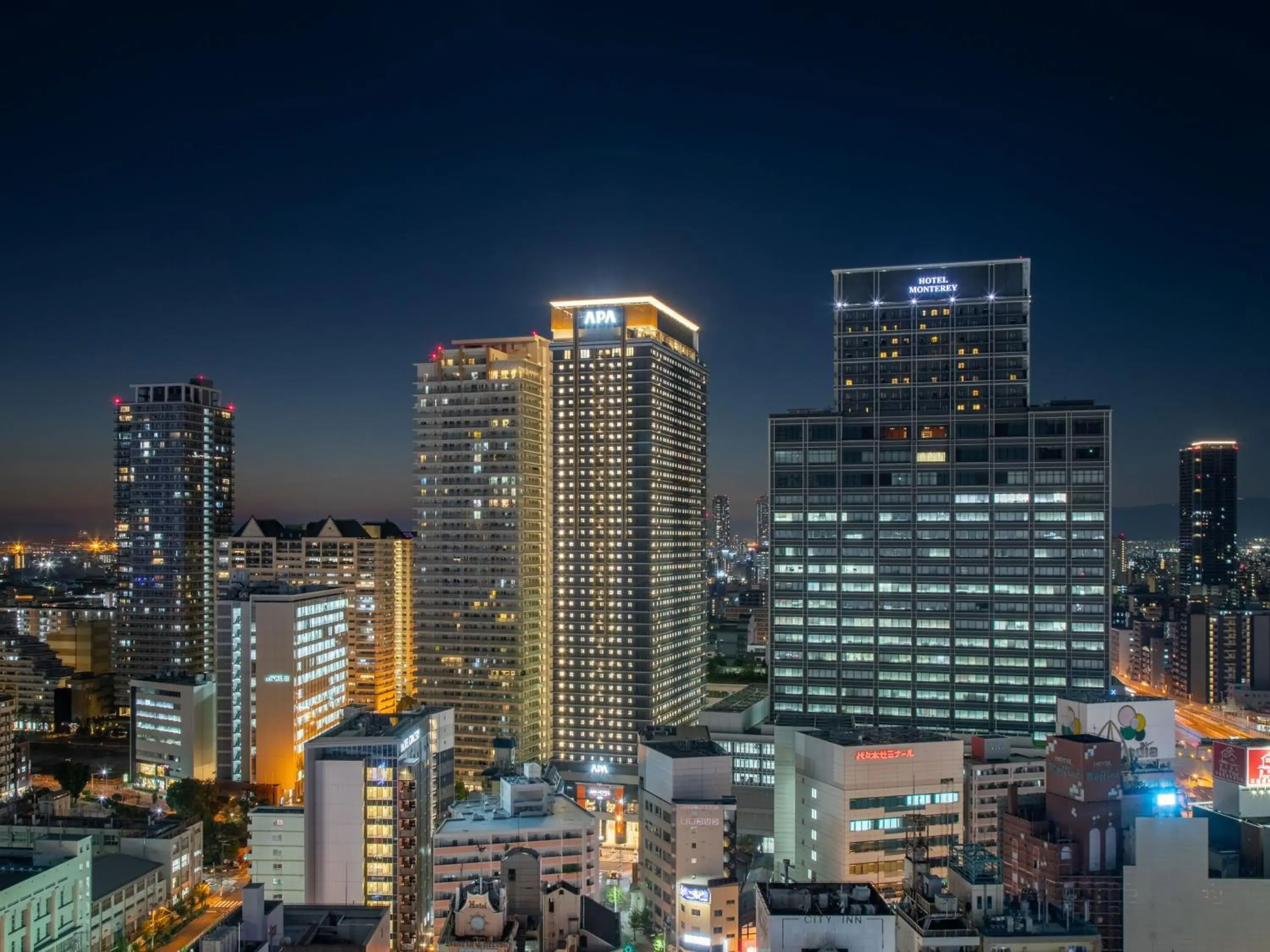 Property building in APA Hotel & Resort Osaka Namba Ekimae Tower Property building in APA Hotel & Resort Osaka Namba Ekimae Tower