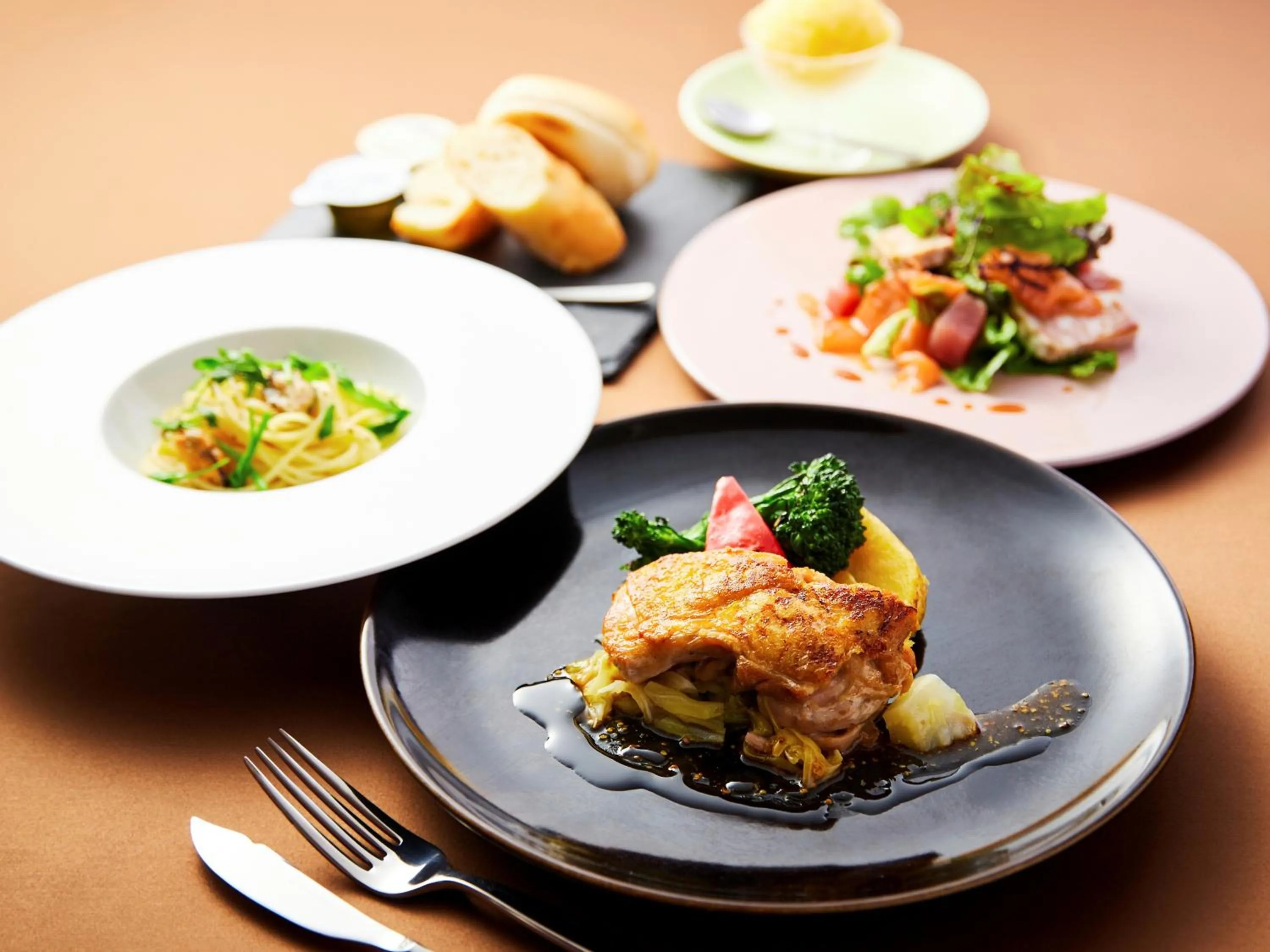 Restaurant/places to eat in APA Hotel & Resort Osaka Namba Ekimae Tower