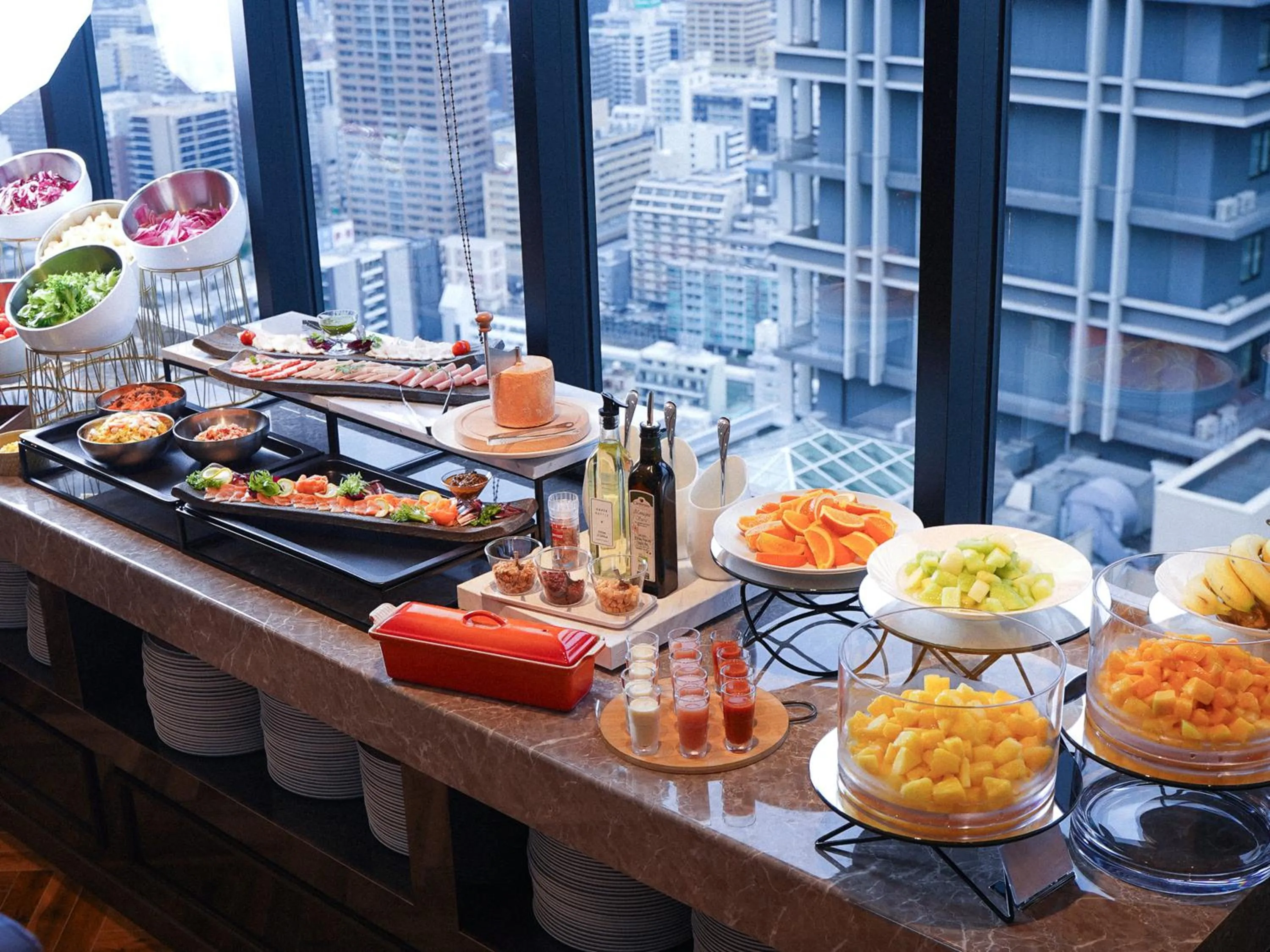 Restaurant/places to eat in APA Hotel & Resort Osaka Namba Ekimae Tower