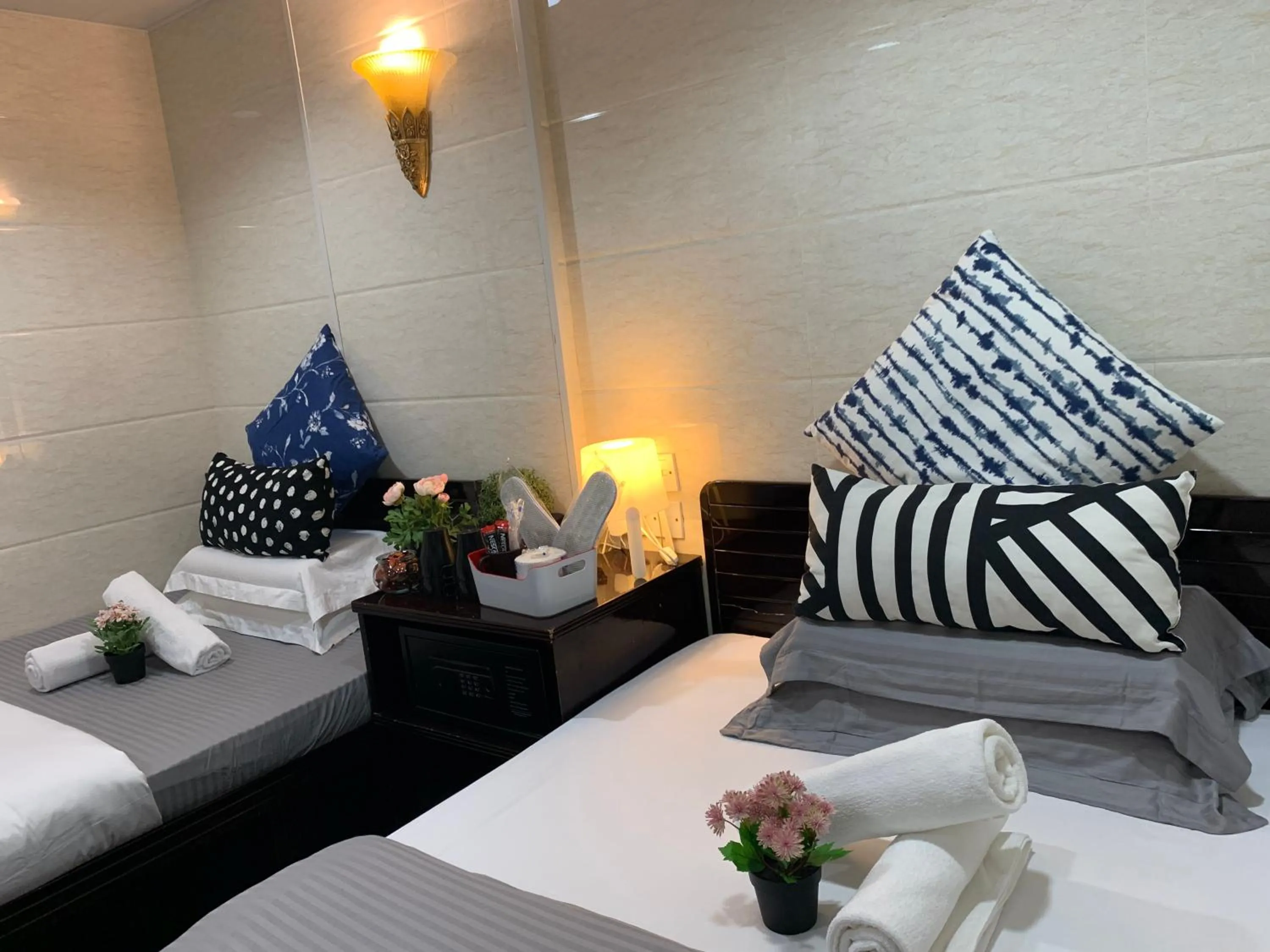 Bed in Sydney Hostel