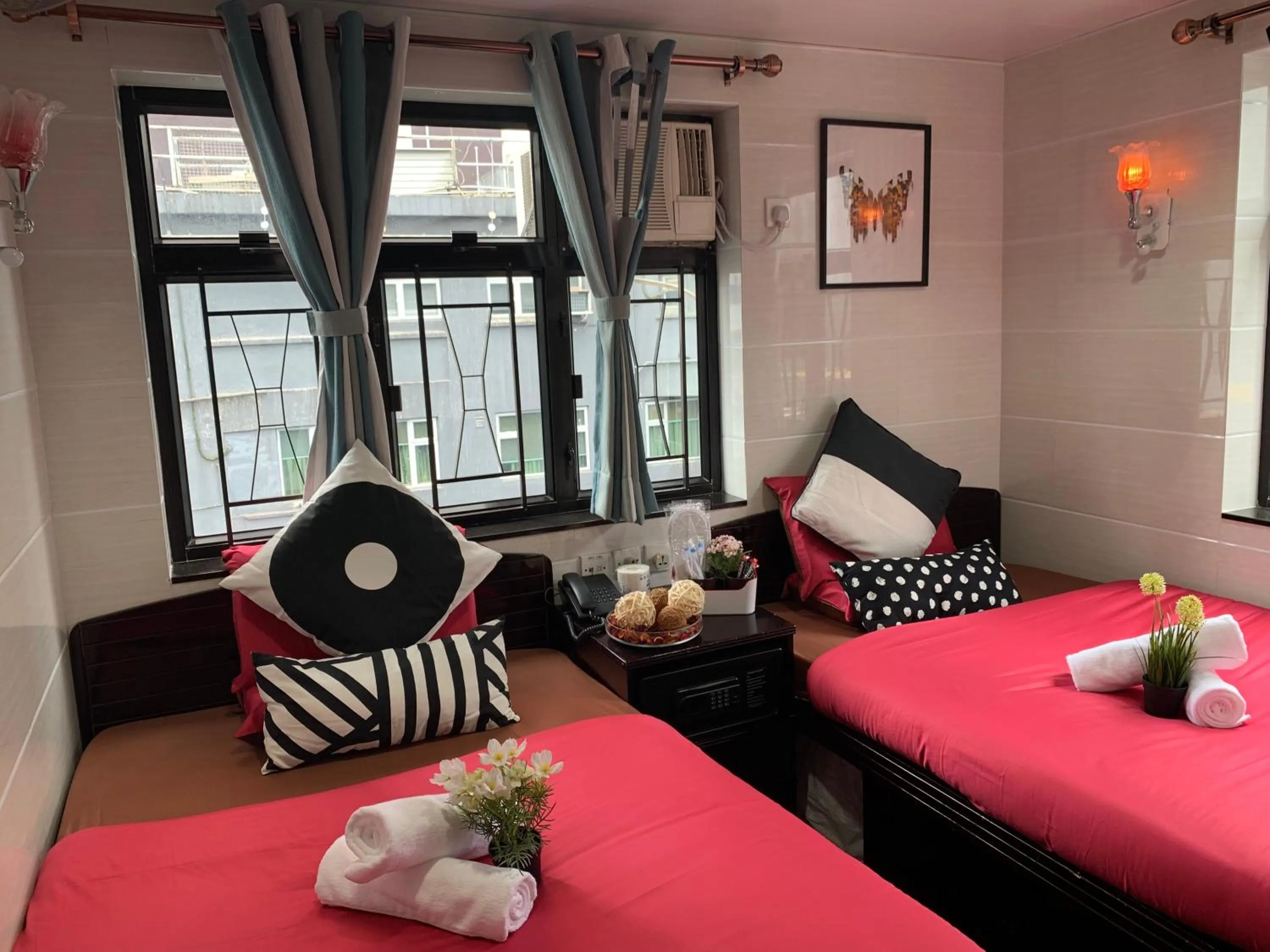 Bed in Sydney Hostel