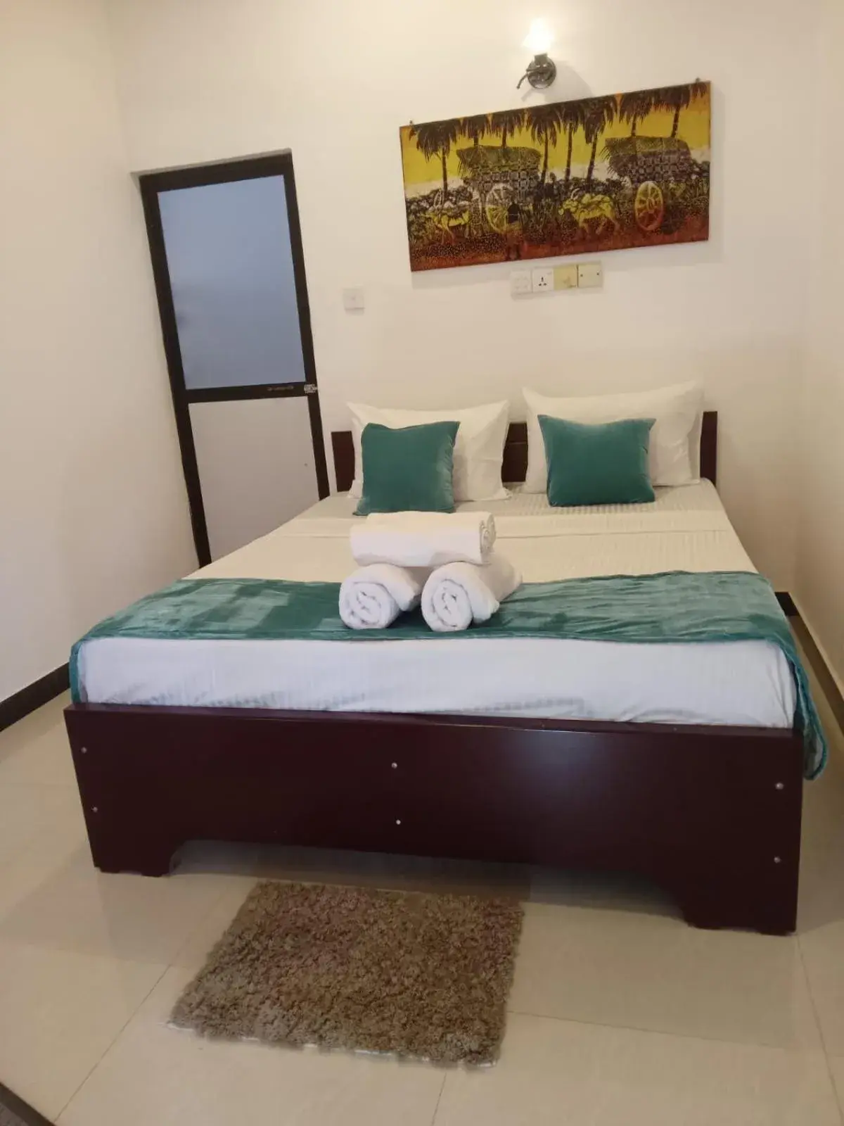 Deluxe Queen Room - single occupancy in Ceylon Beach haven Uppuveli Deluxe Queen Room - single occupancy in Ceylon Beach haven Uppuveli