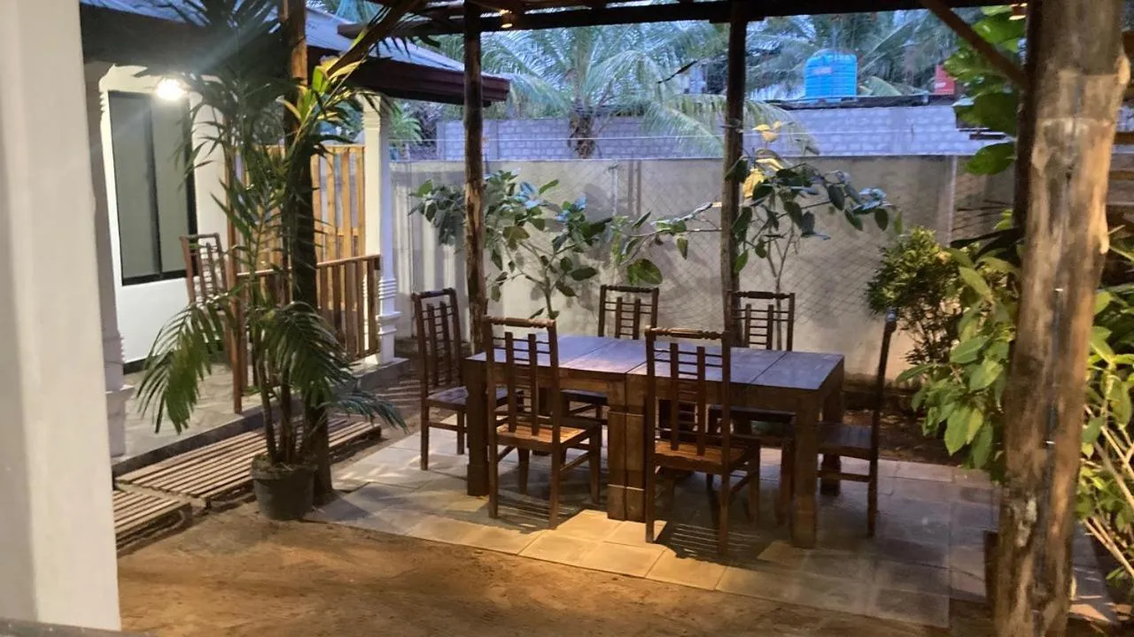 Dining area in Ceylon Beach haven Uppuveli