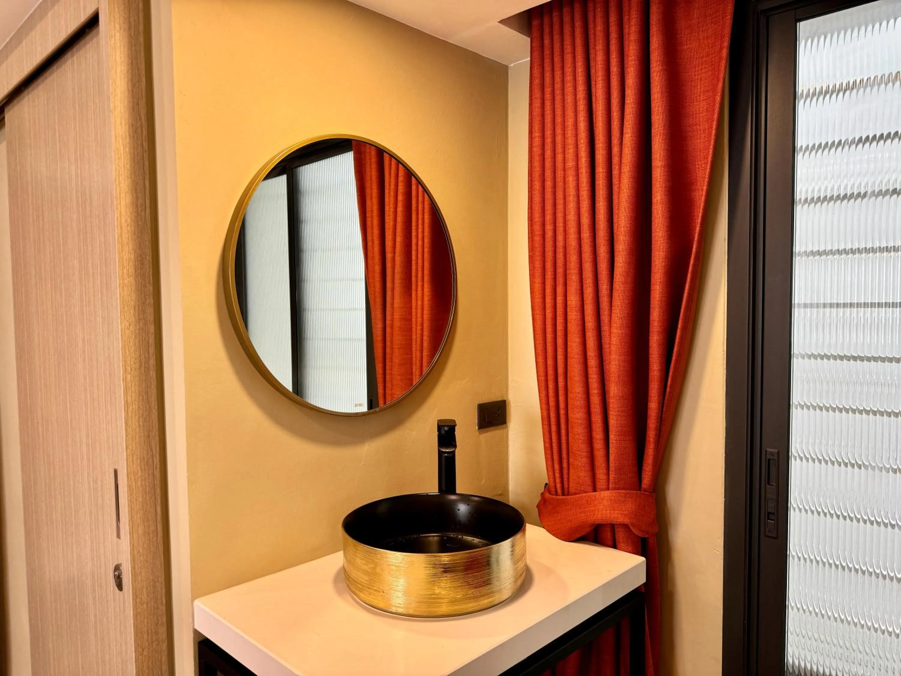 Bathroom in Parcel Hotel Bangkok