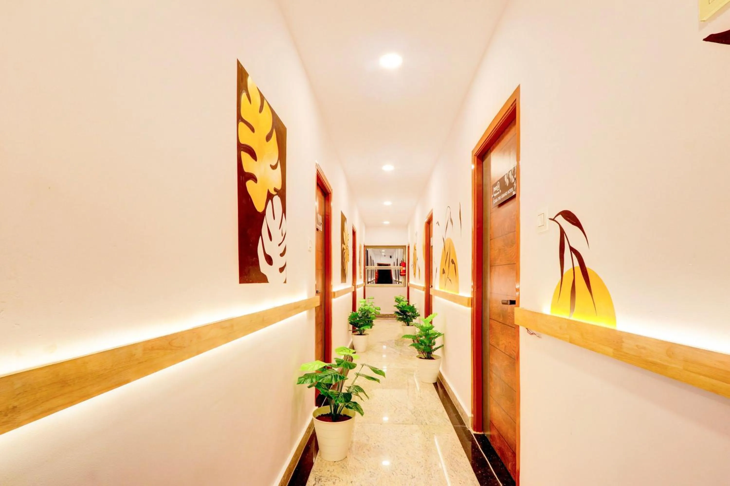 Lobby or reception in Super Townhouse CASA GRAND HIMAYATNAGAR