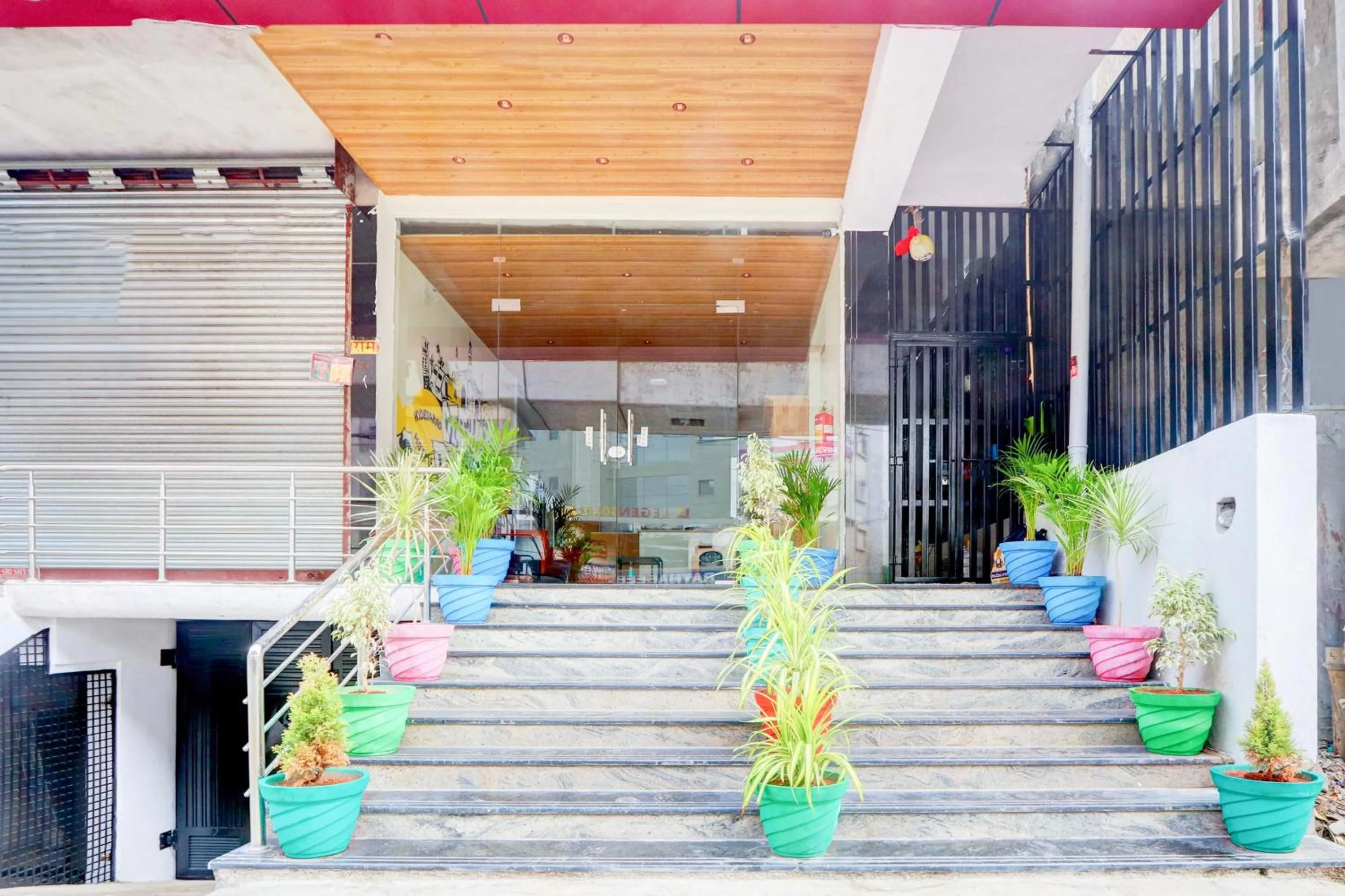 Facade/entrance in Super Townhouse CASA GRAND HIMAYATNAGAR