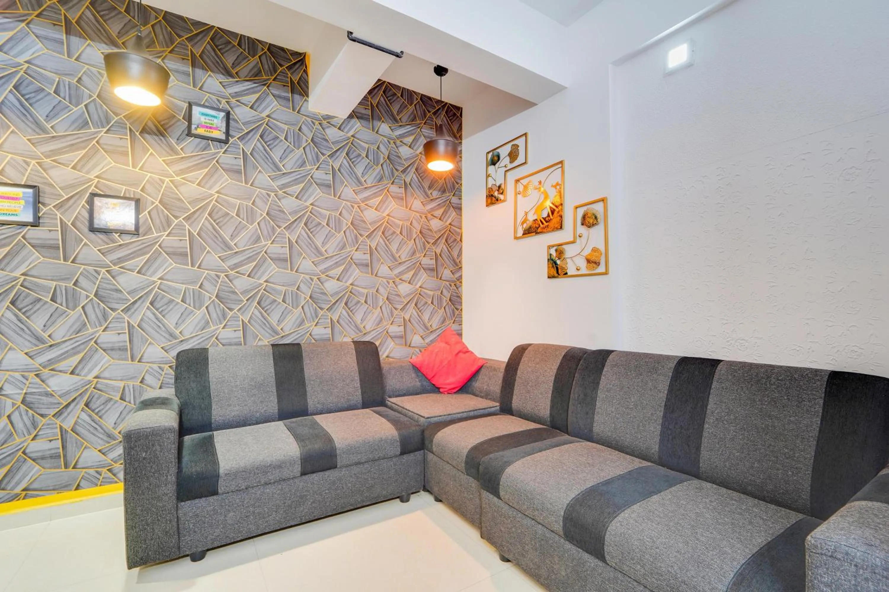 Lobby or reception in Hotel O Cheranelloor Aster Medicity Formerly Abriz Residency