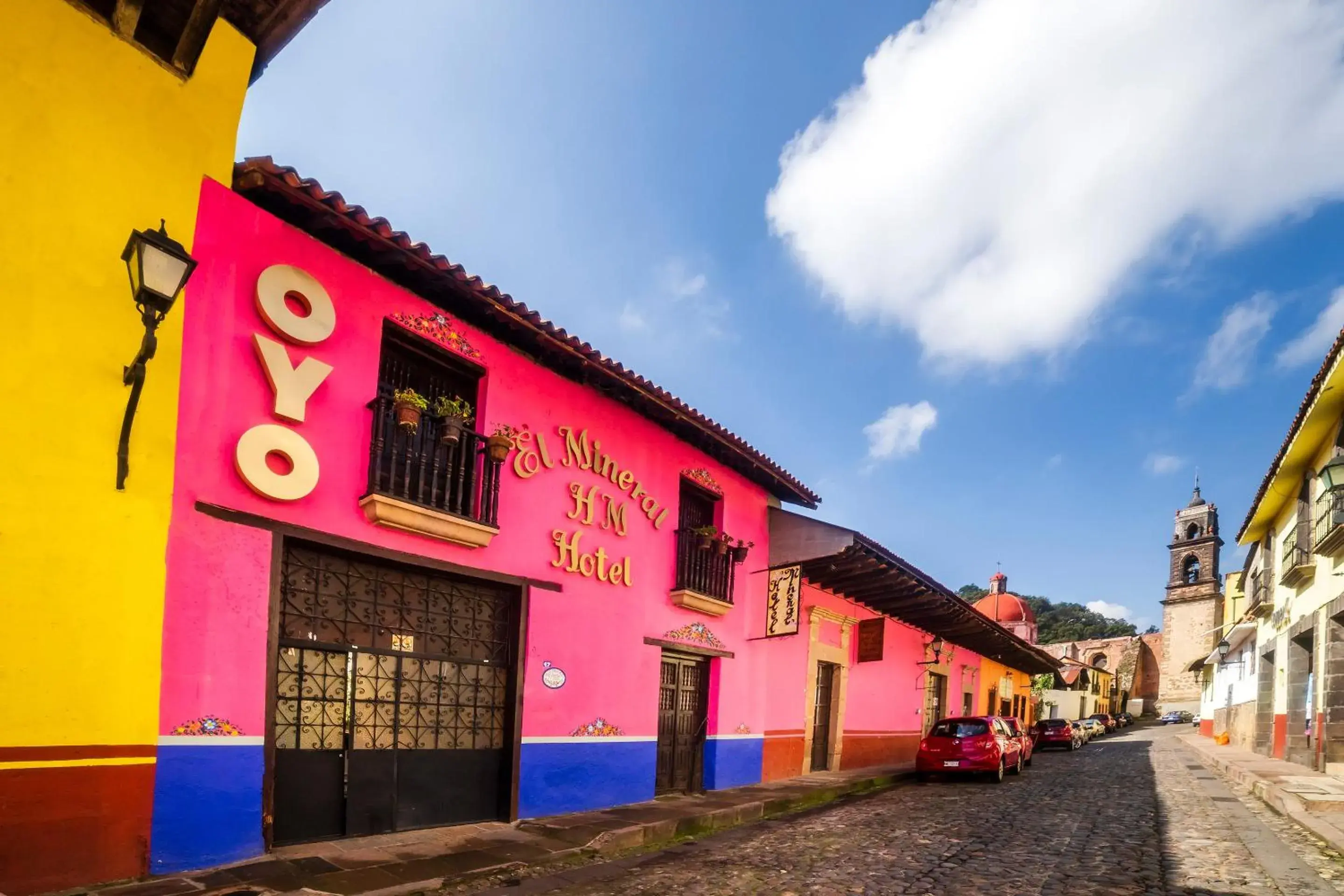 Facade/entrance in OYO Hotel El Mineral, Tlalpujahua Facade/entrance in OYO Hotel El Mineral, Tlalpujahua