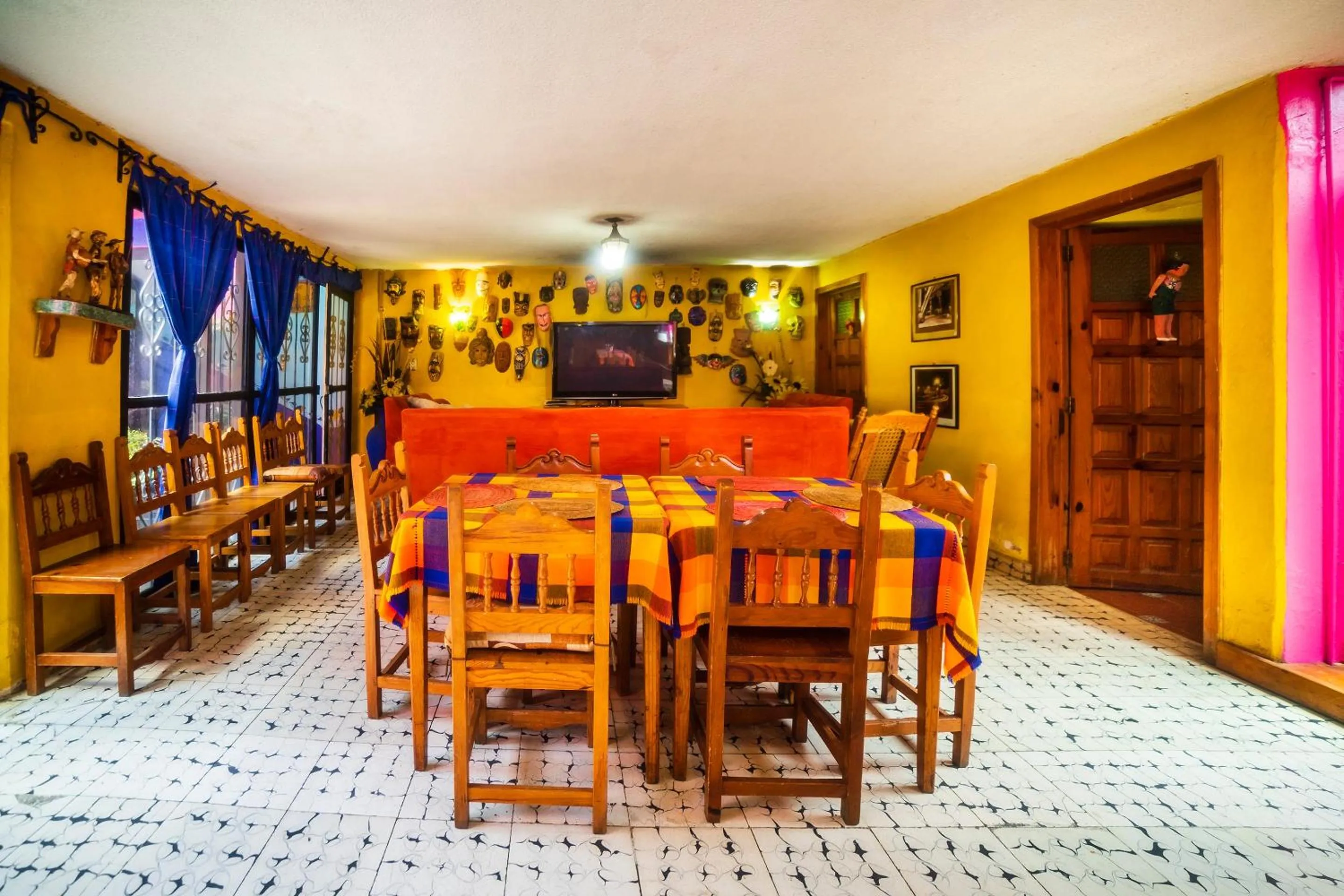 Lobby or reception in OYO Hotel El Mineral, Tlalpujahua