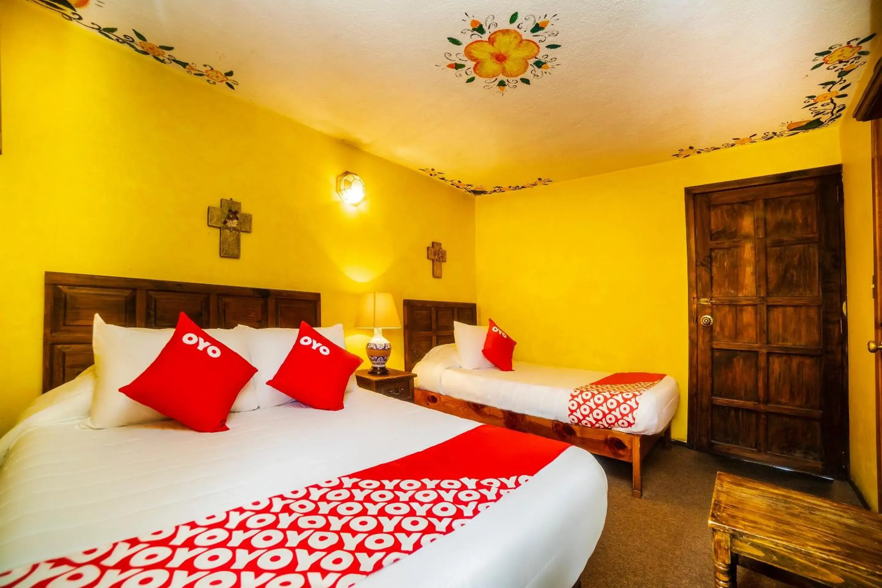 Standard Triple Room in OYO Hotel El Mineral, Tlalpujahua Standard Triple Room in OYO Hotel El Mineral, Tlalpujahua