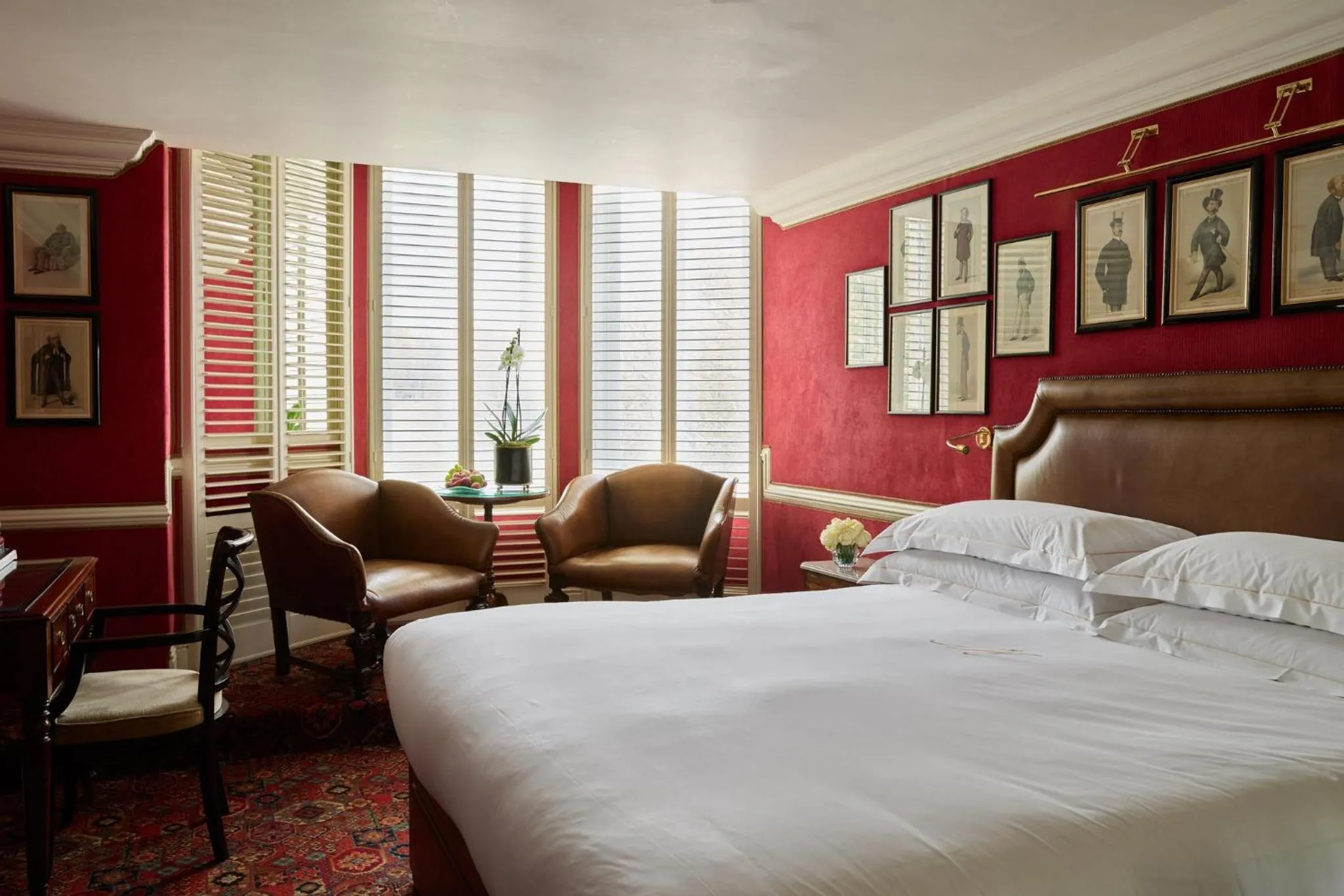 Photo of the whole room, Bed in Milestone Hotel Kensington