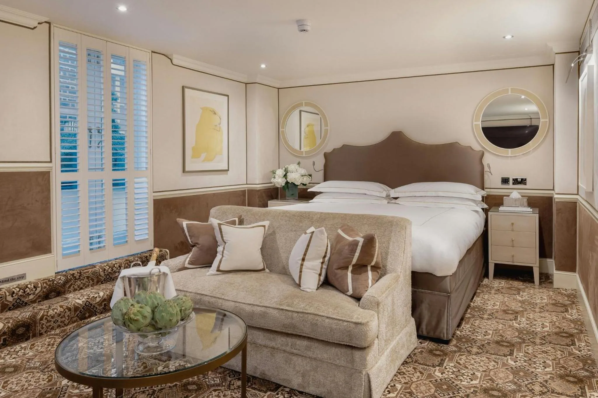 Bedroom, Bed in Milestone Hotel Kensington