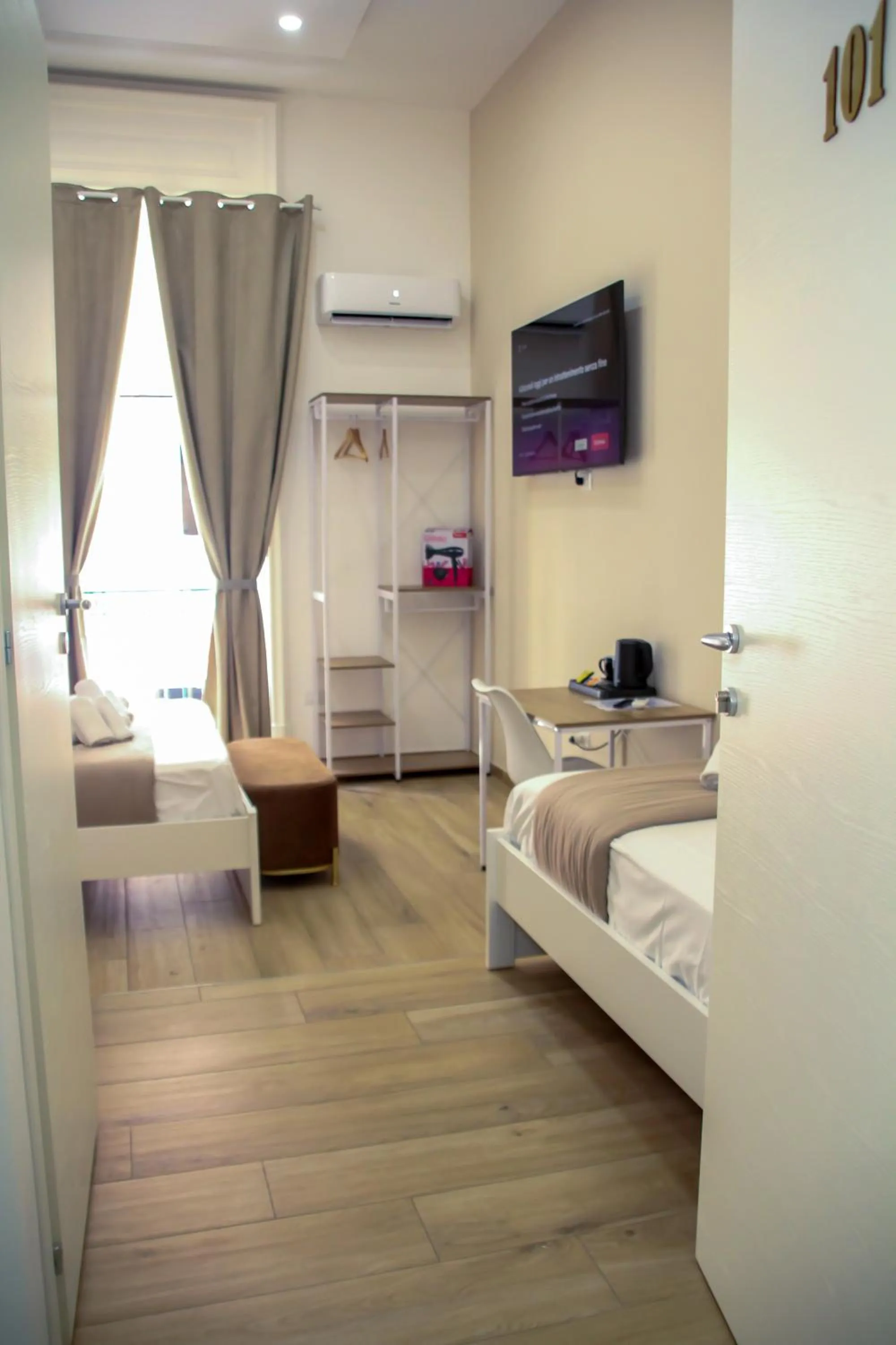 Bed in VPM ROOMS central train station