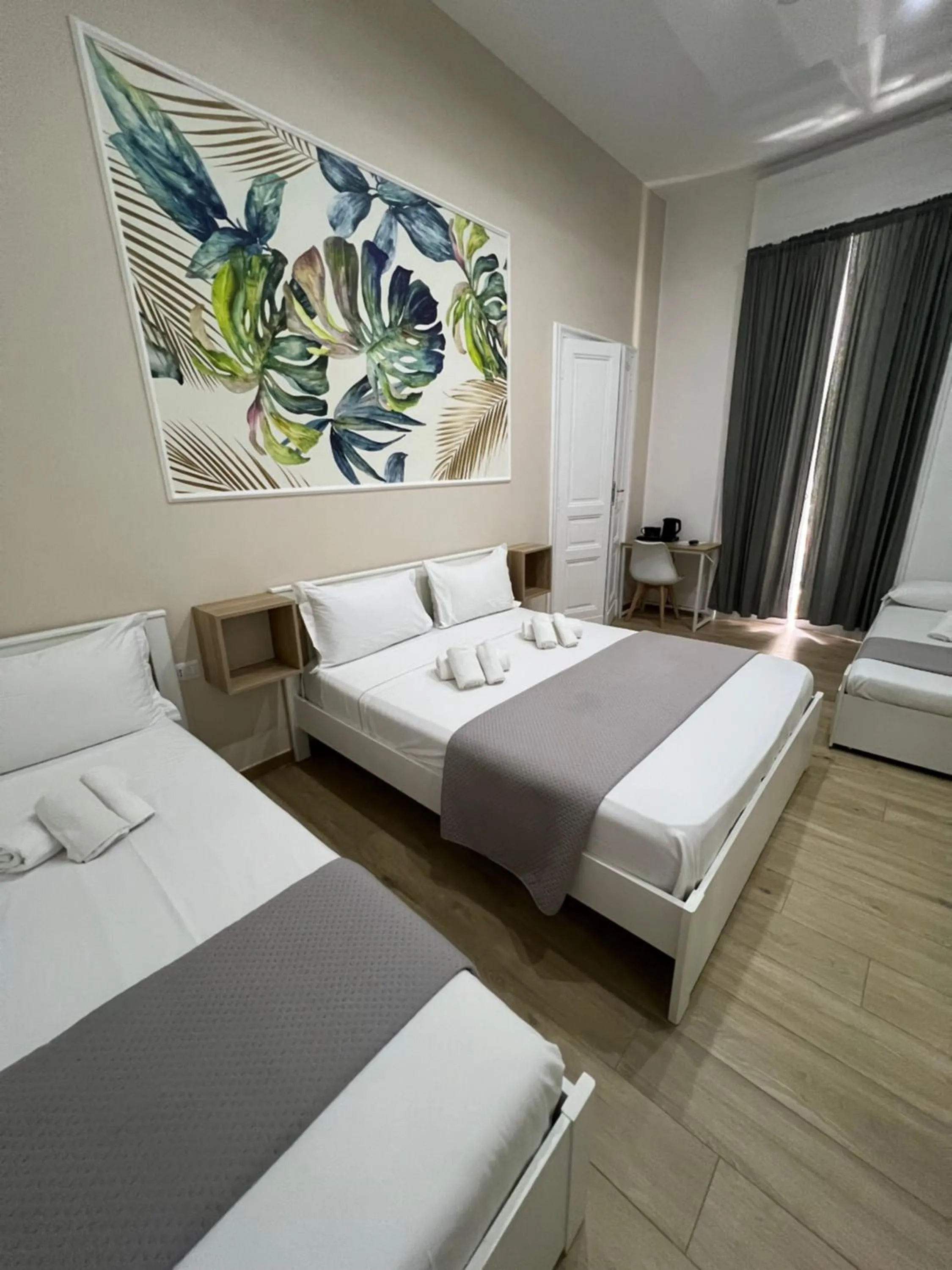 Bedroom, Bed in VPM ROOMS central train station