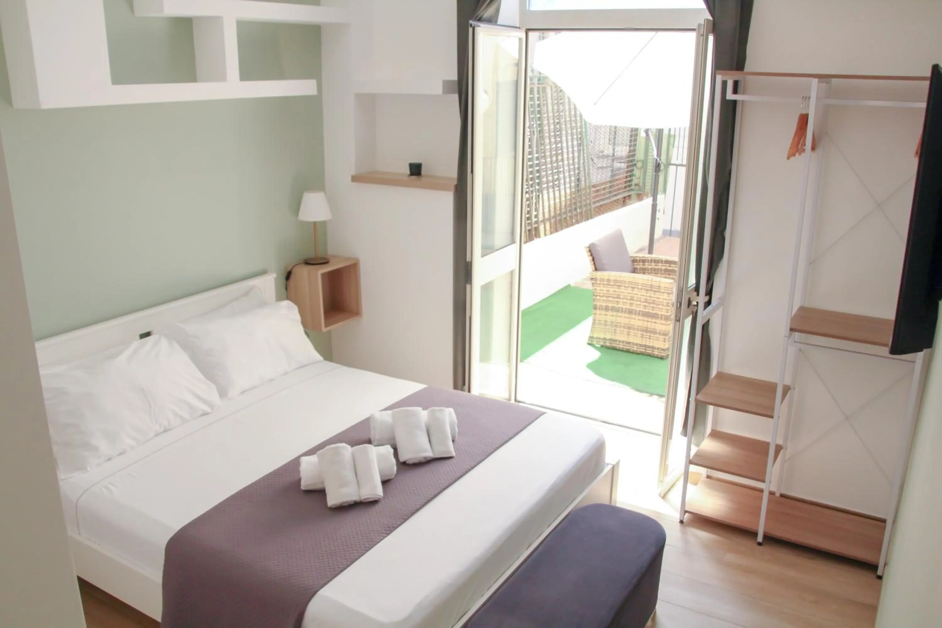 Bed in VPM ROOMS central train station