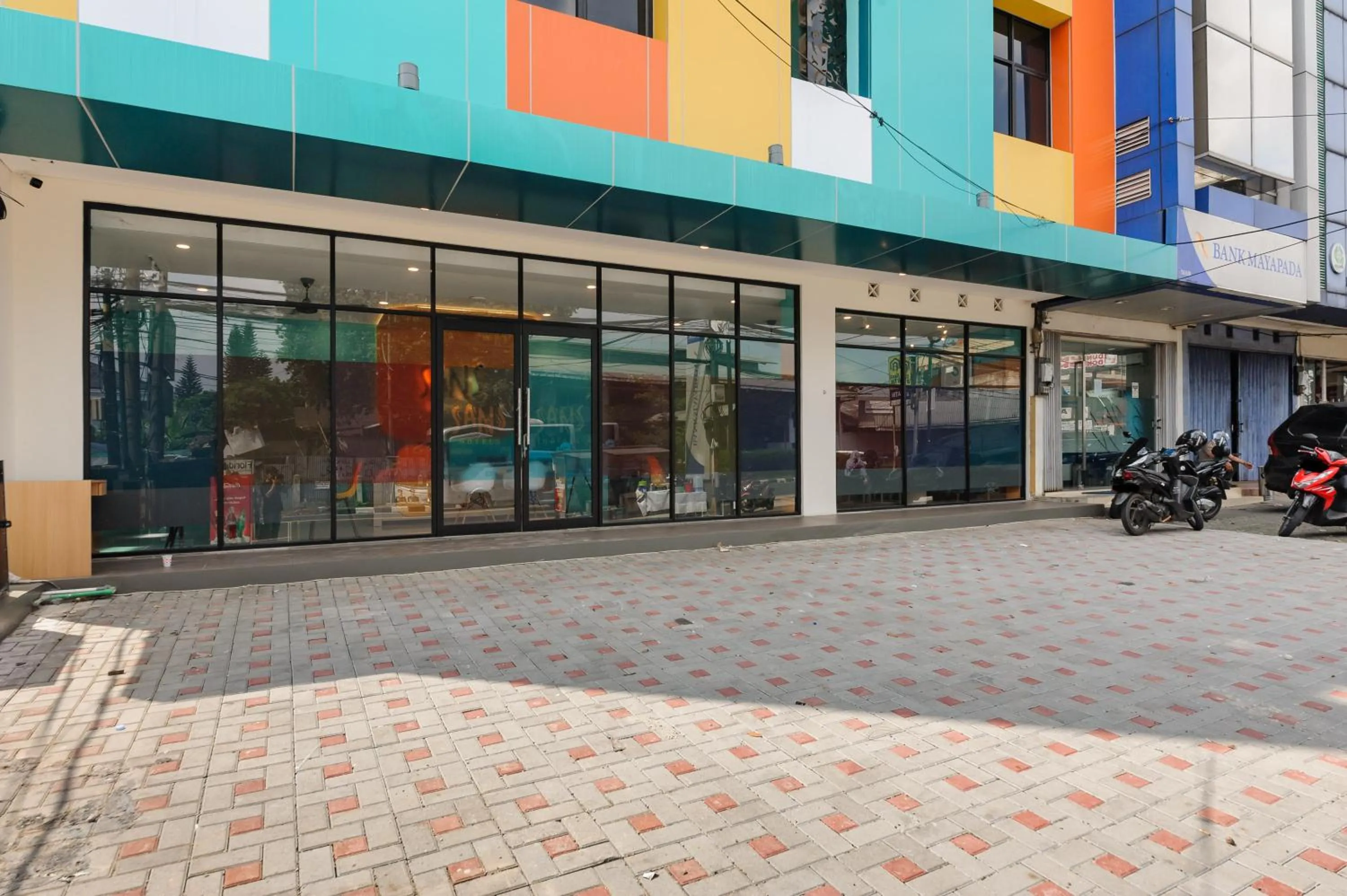 Property building in Sans Hotel Tajur Bogor