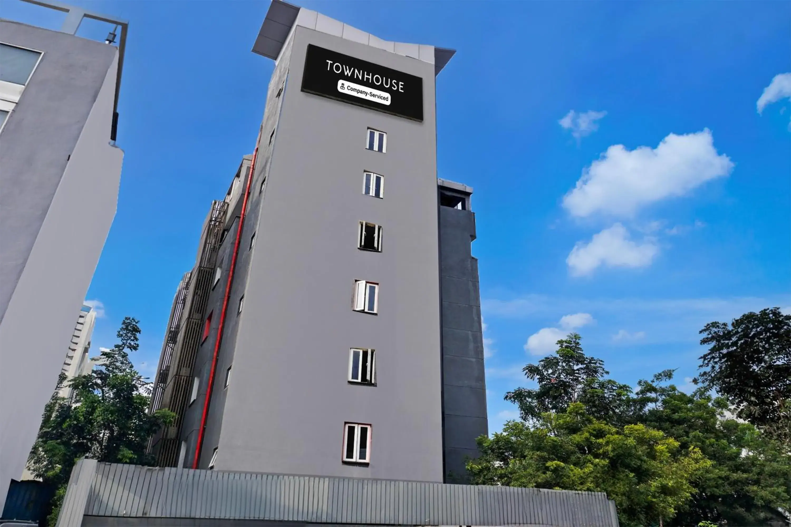 Facade/entrance in Super Townhouse Balewadi Facade/entrance in Super Townhouse Balewadi