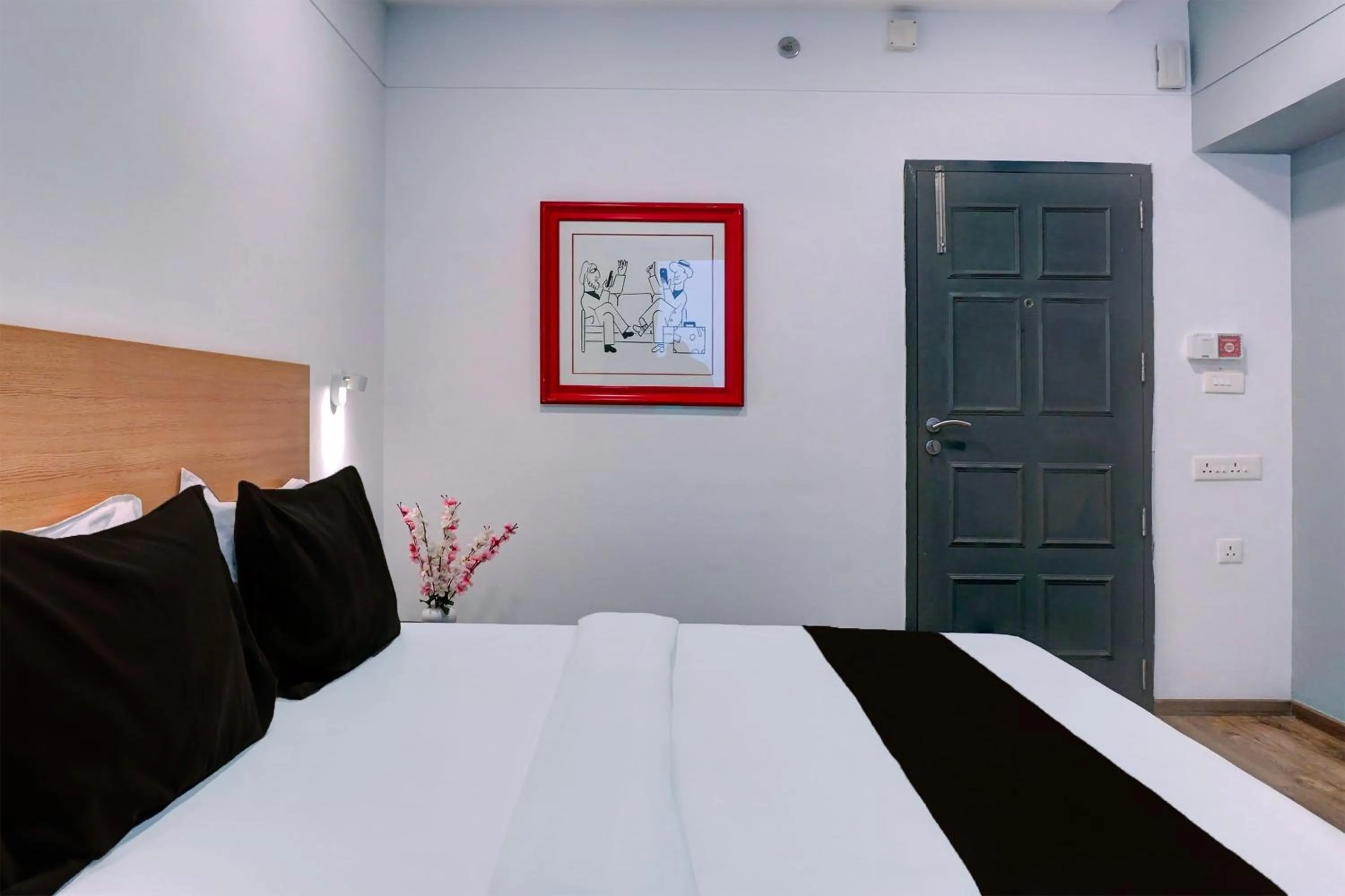 Bedroom, Bed in Super Townhouse Balewadi