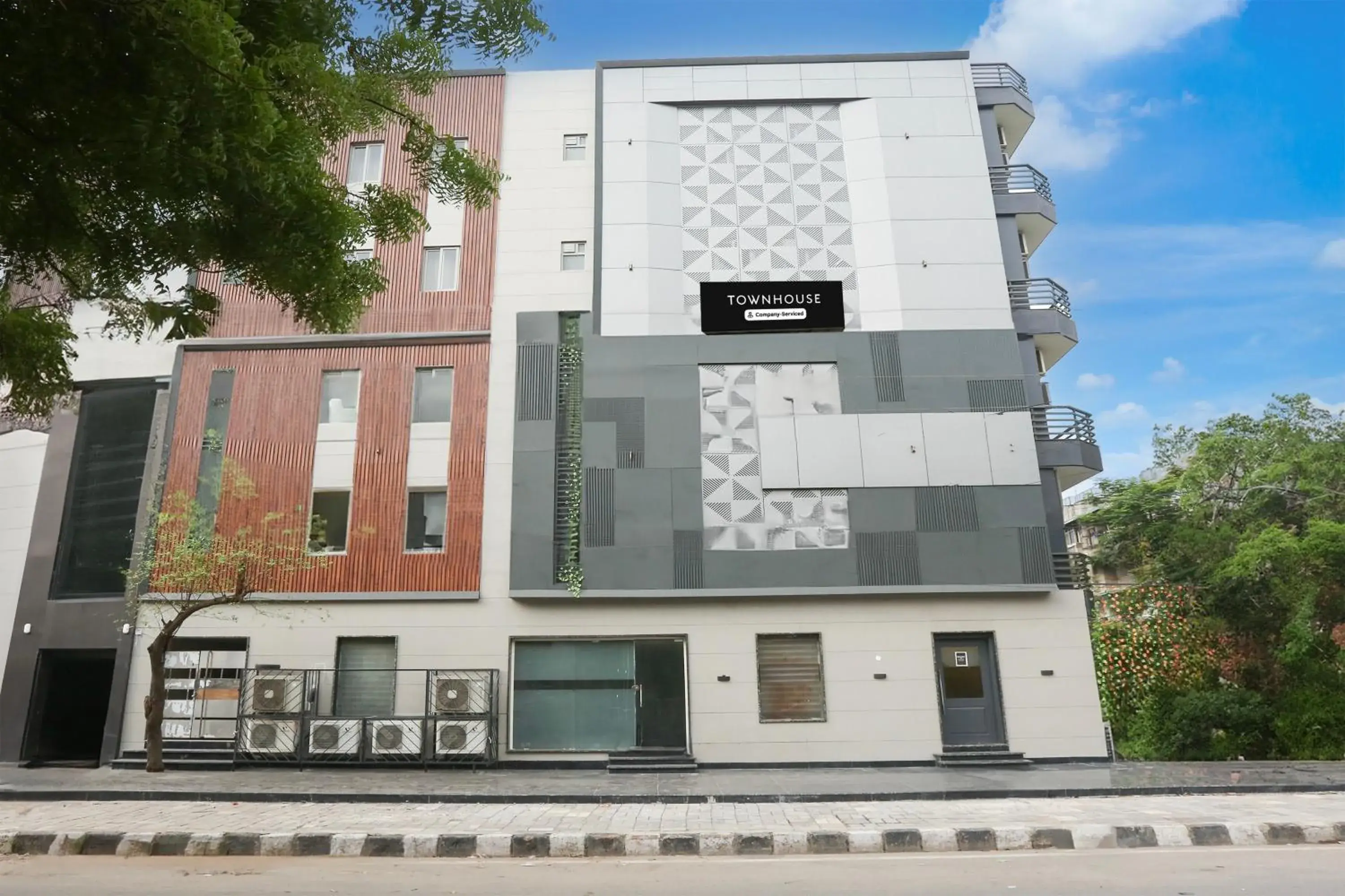 Facade/entrance in Super Townhouse Rohini Sector 18 Formerly Relic Stay Facade/entrance in Super Townhouse Rohini Sector 18 Formerly Relic Stay