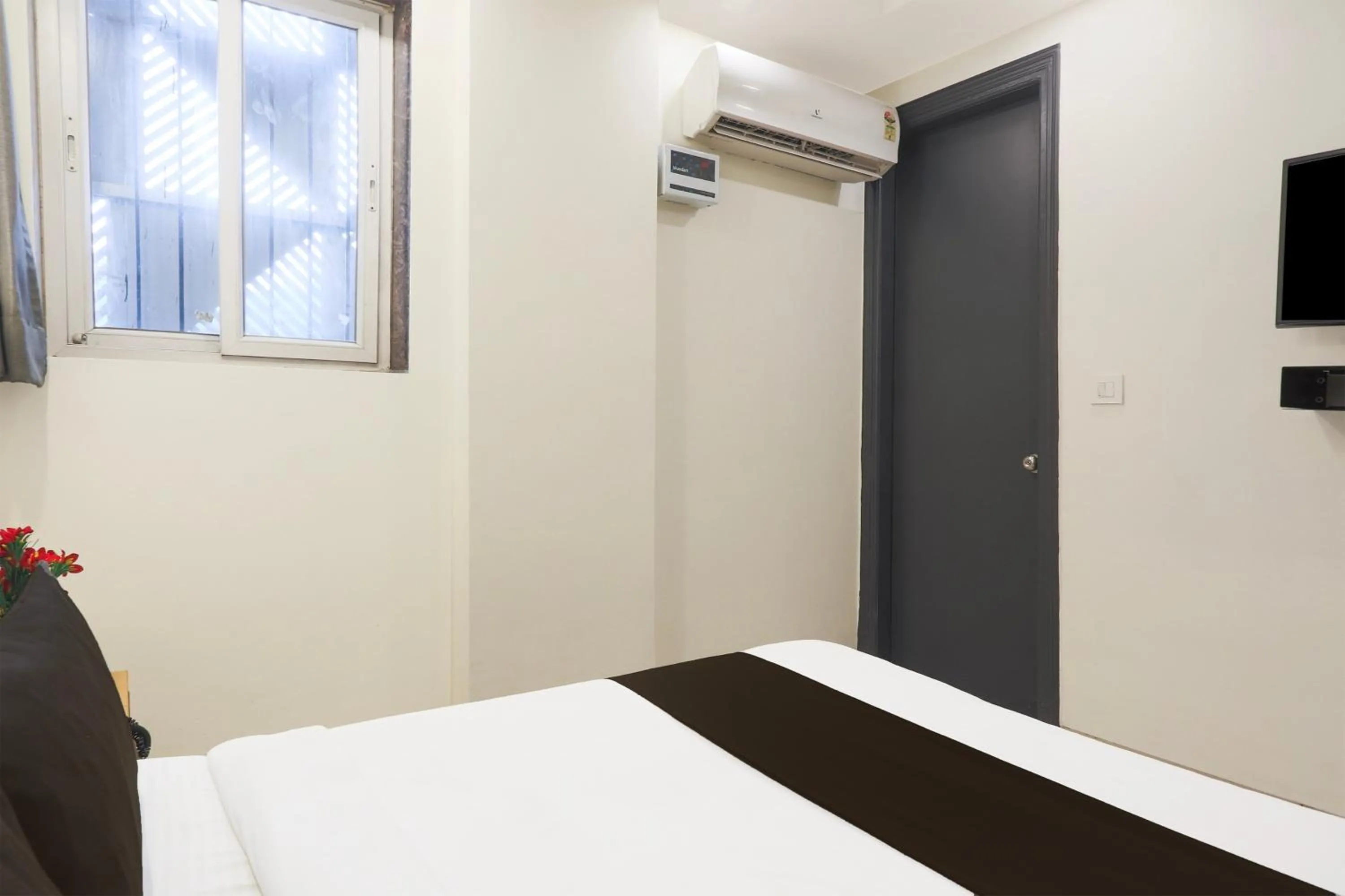 Bedroom, Bed in Super Townhouse Rohini Sector 18 Formerly Relic Stay