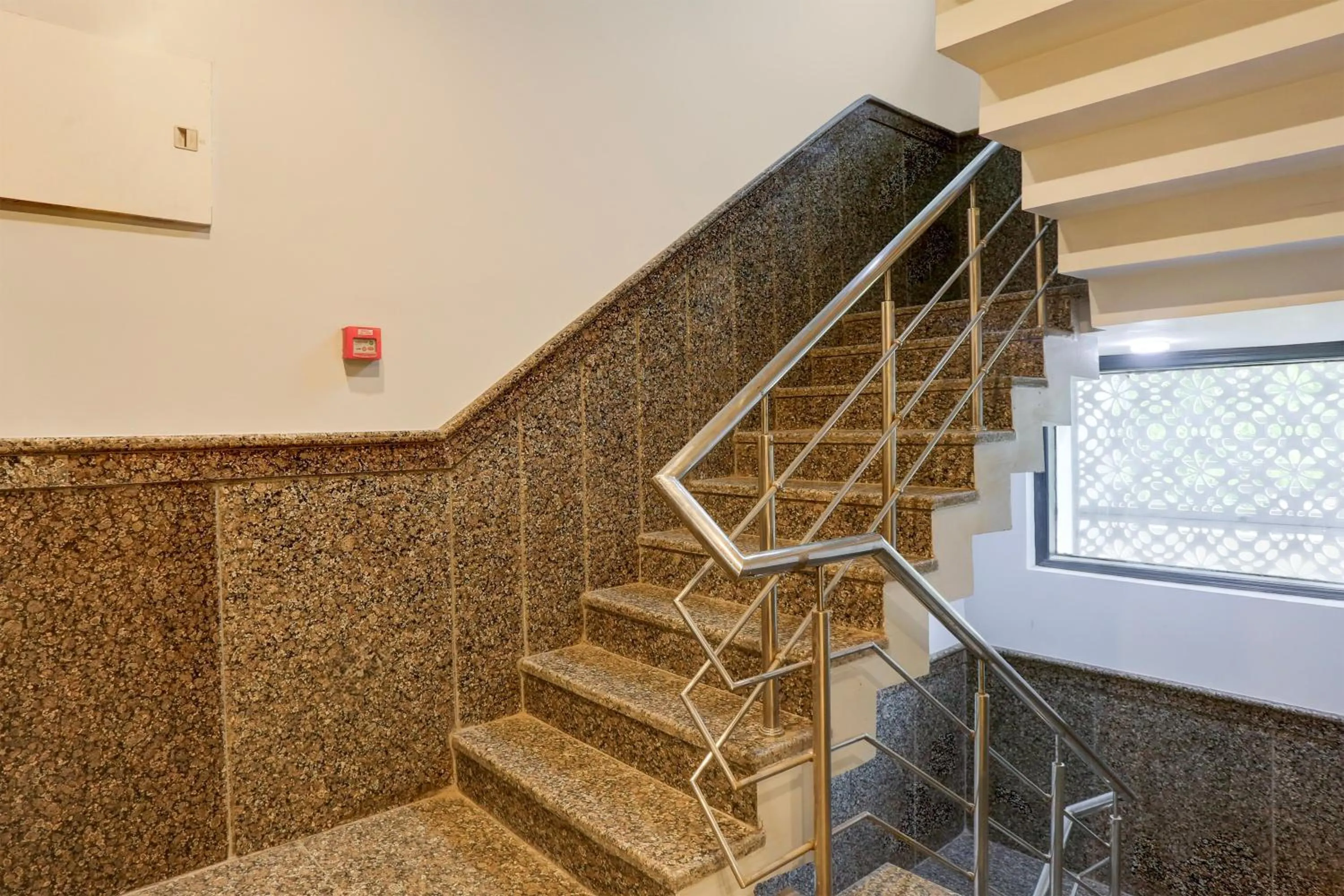 Lobby or reception in Super Townhouse Rohini Sector 18 Formerly Relic Stay